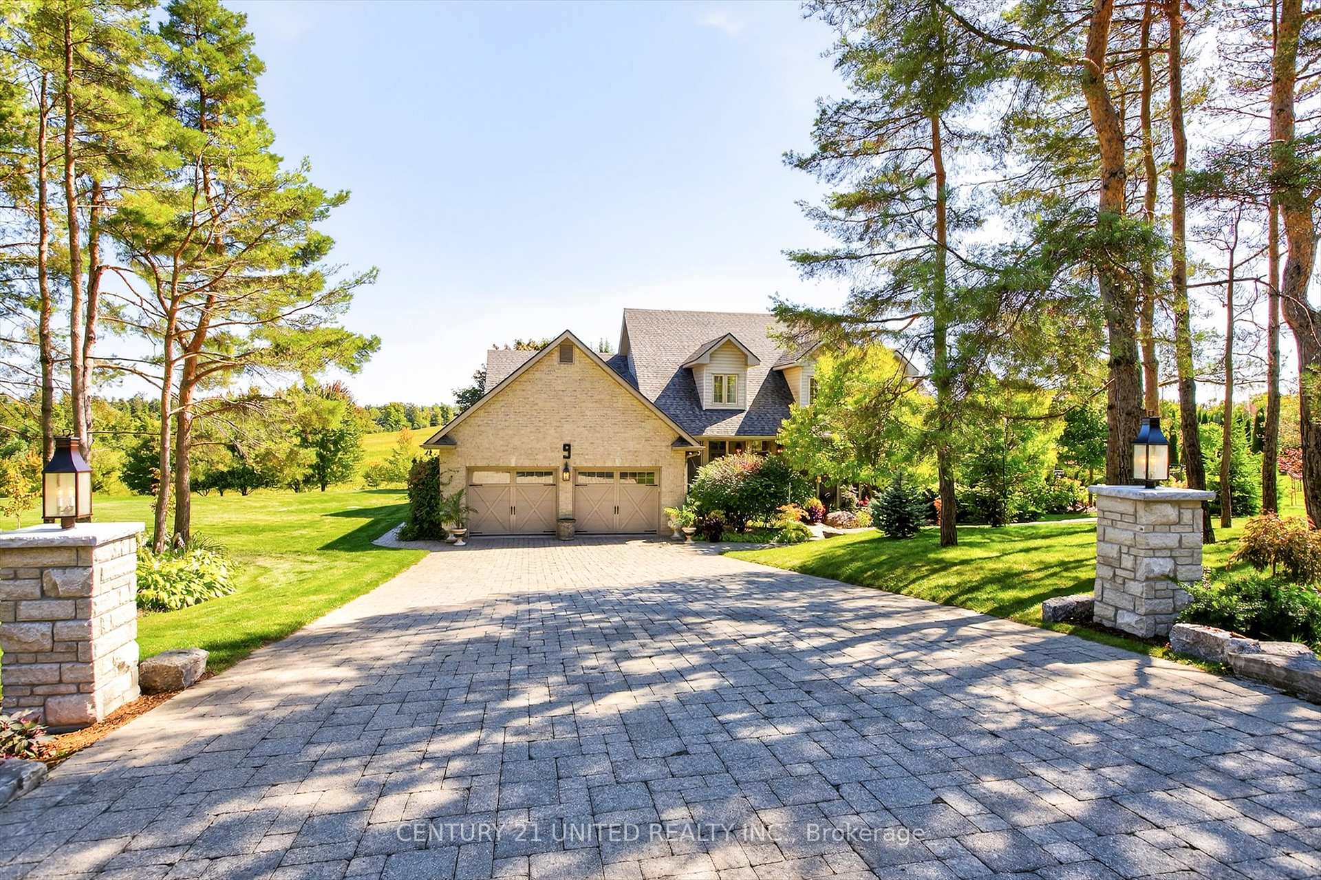 Photo 1 of 9 Maplehill Drive, Cavan Monaghan, Cavan-Monaghan — HOMEH