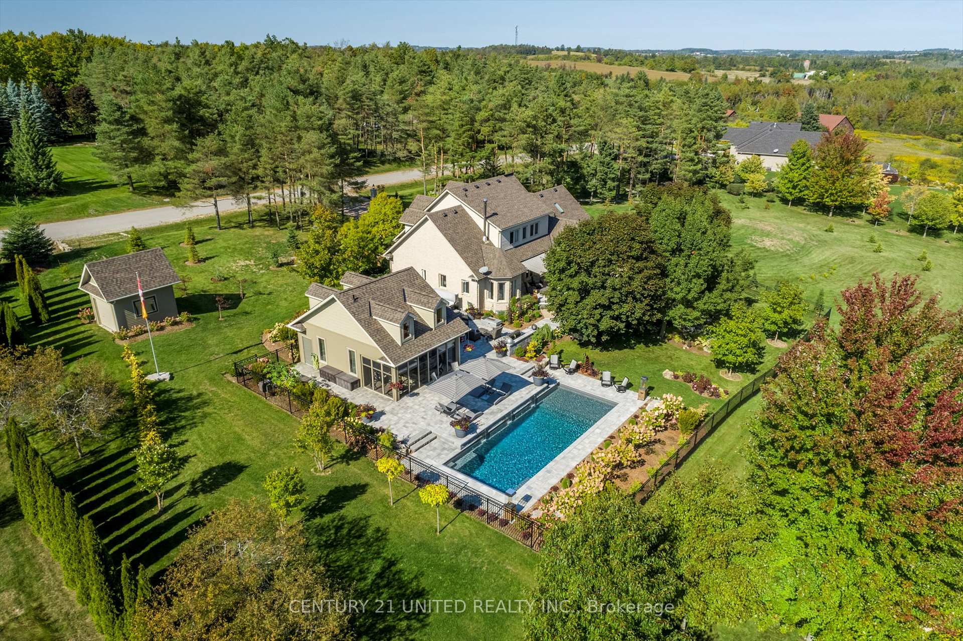 Photo 2 of 9 Maplehill Drive, Cavan Monaghan, Cavan-Monaghan — HOMEH