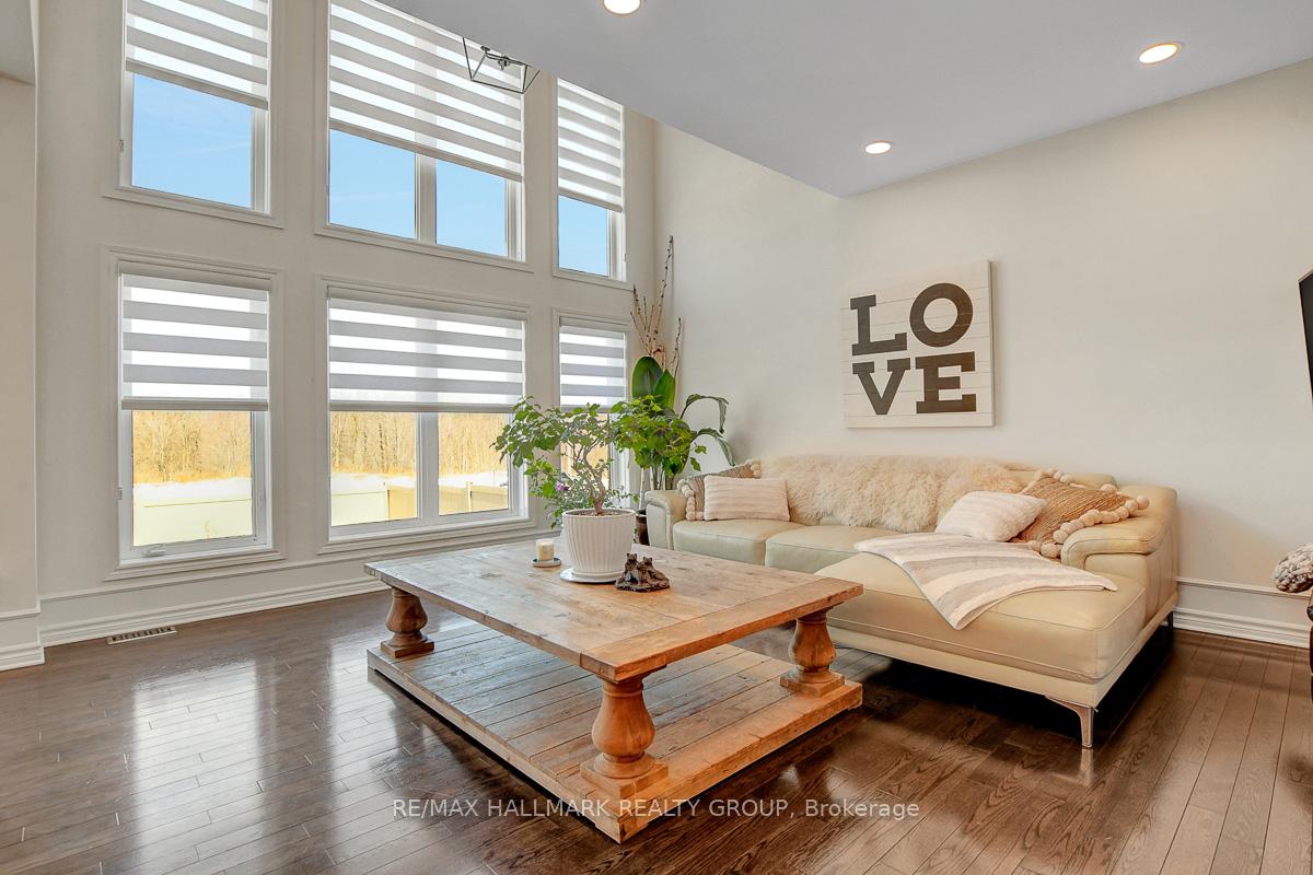 Photo 10 of 114 August Lily Crescent, Ottawa, Riverside South/Gloucester Glen — HOMEH