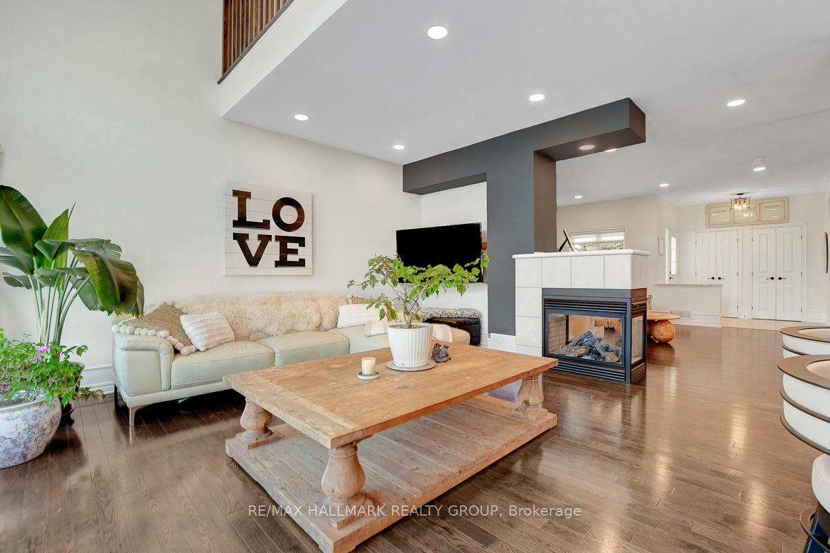 Photo 11 of 114 August Lily Crescent, Ottawa, Riverside South/Gloucester Glen — HOMEH