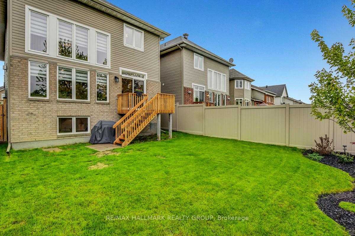 Photo 39 of 114 August Lily Crescent, Ottawa, Riverside South/Gloucester Glen — HOMEH