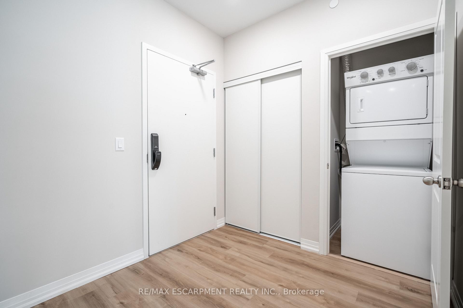 Photo 4 of Unit 142, 50 Herrick Avenue, St. Catharines, Oakdale — HOMEH