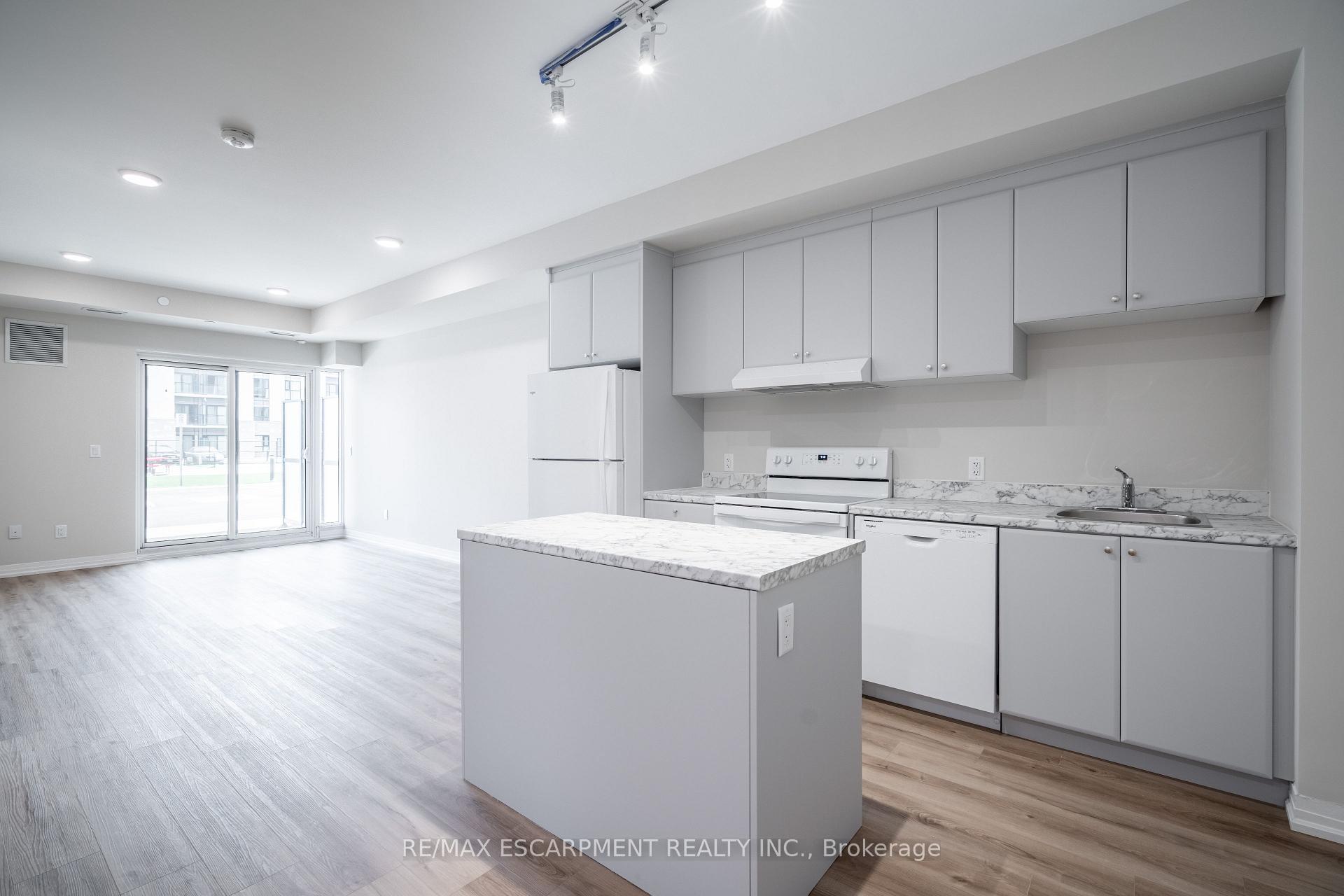 Photo 6 of Unit 142, 50 Herrick Avenue, St. Catharines, Oakdale — HOMEH