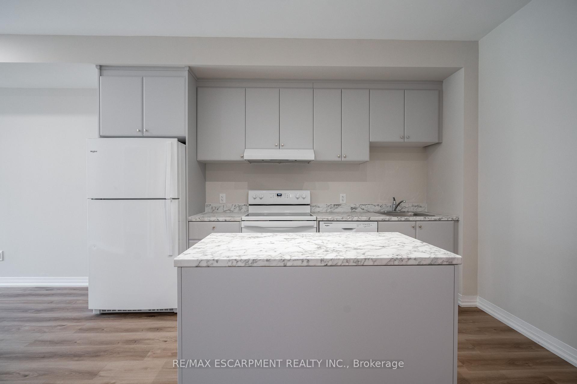 Photo 7 of Unit 142, 50 Herrick Avenue, St. Catharines, Oakdale — HOMEH