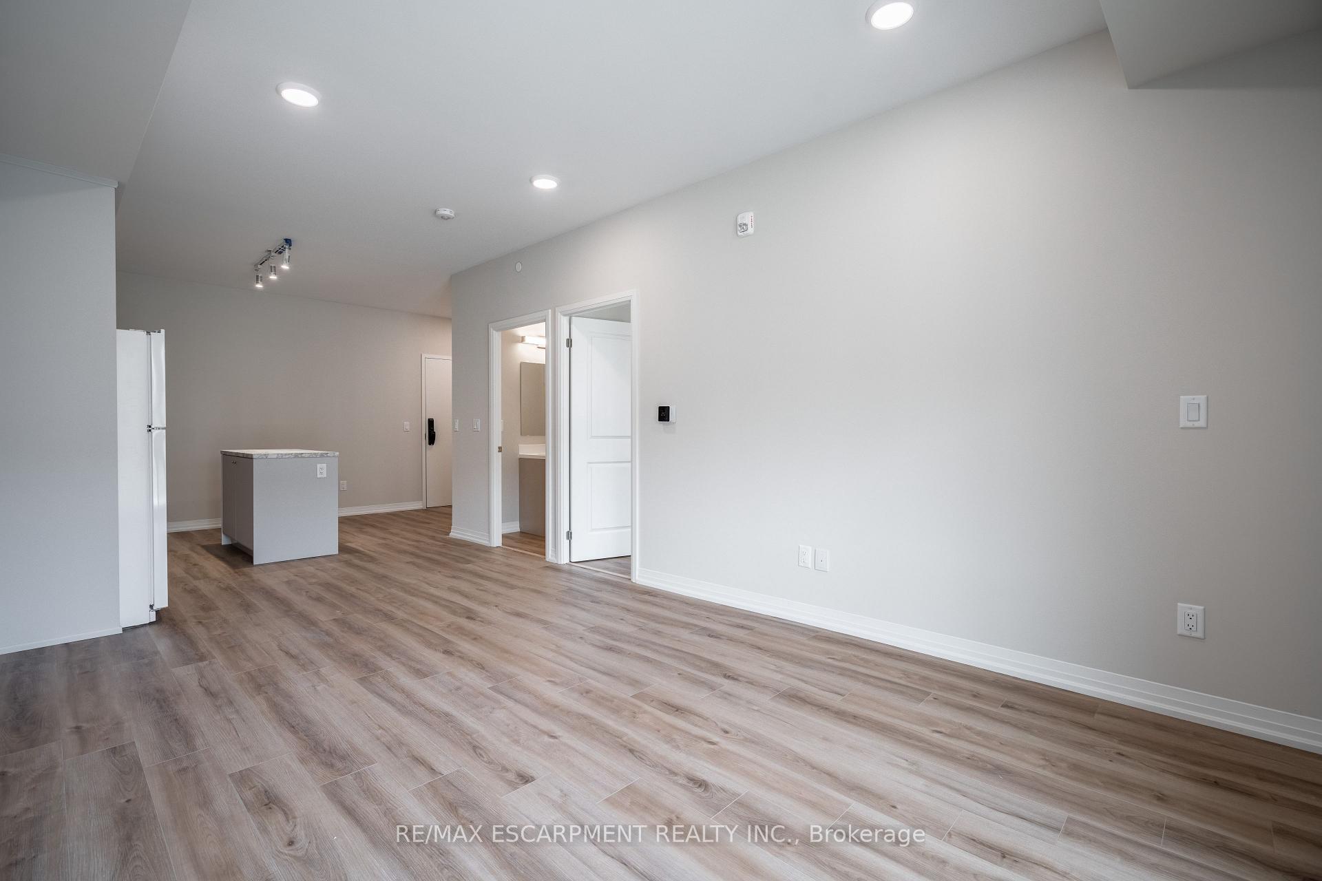 Photo 16 of Unit 142, 50 Herrick Avenue, St. Catharines, Oakdale — HOMEH