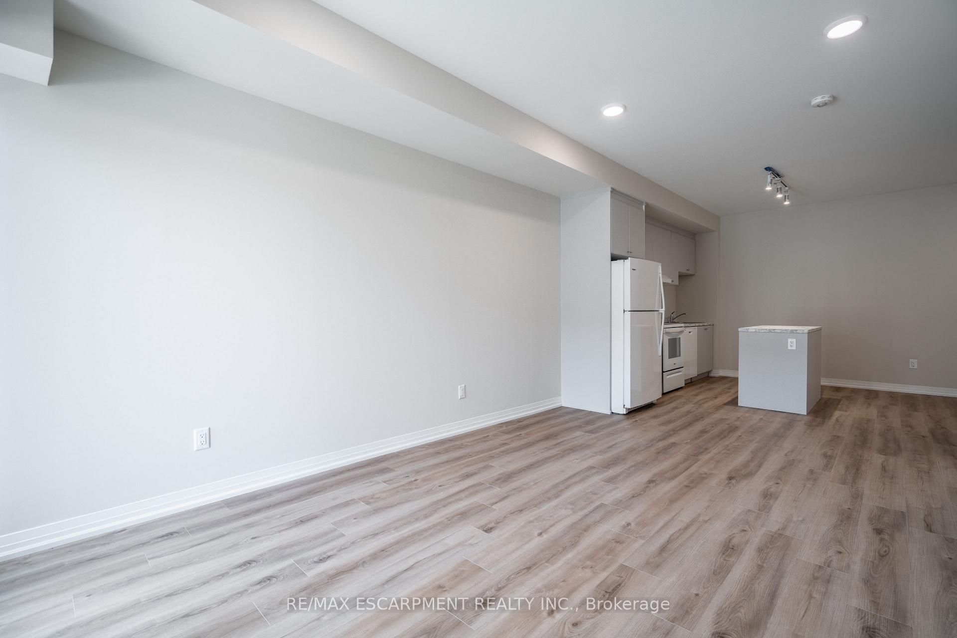 Photo 17 of Unit 142, 50 Herrick Avenue, St. Catharines, Oakdale — HOMEH