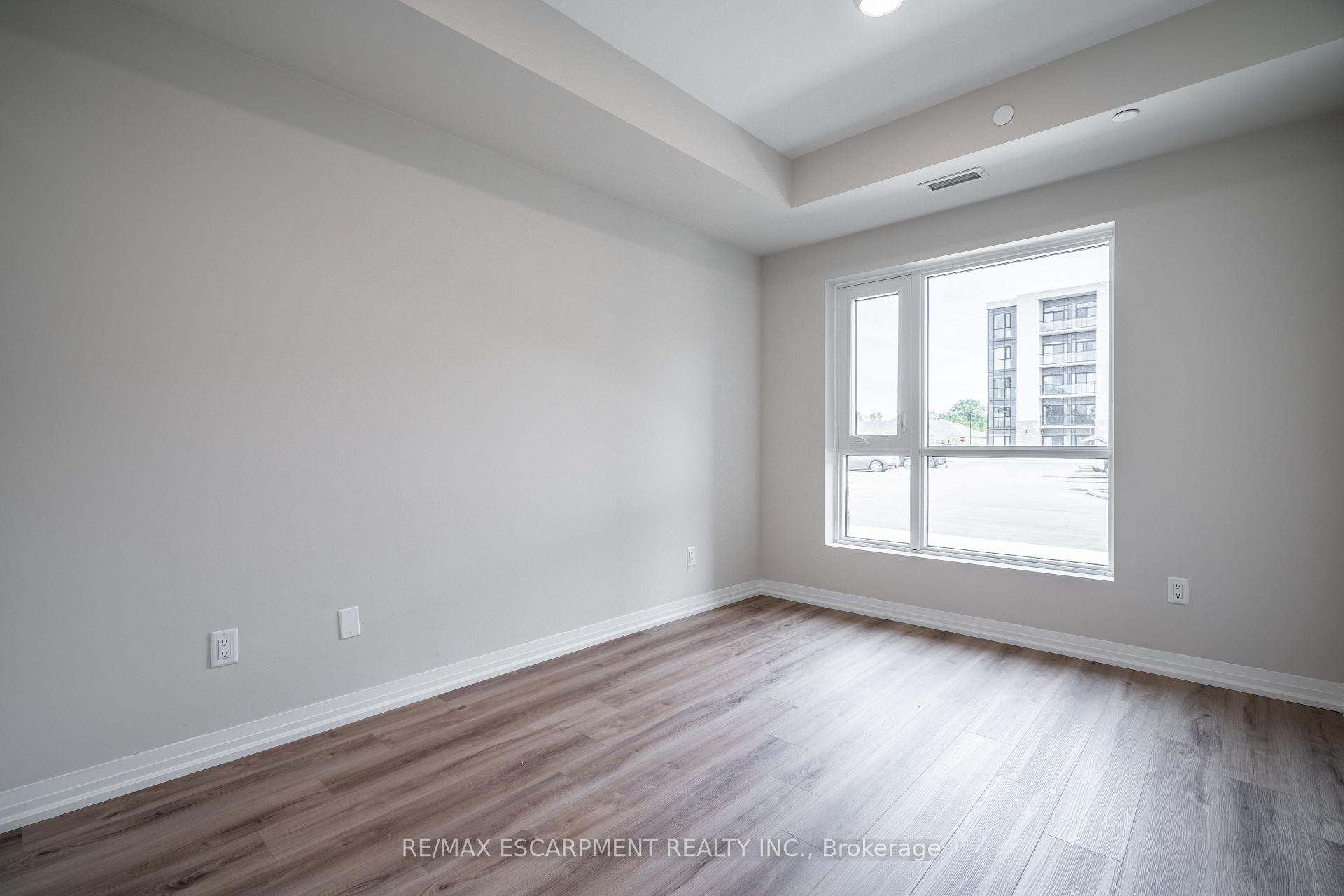 Photo 19 of Unit 142, 50 Herrick Avenue, St. Catharines, Oakdale — HOMEH