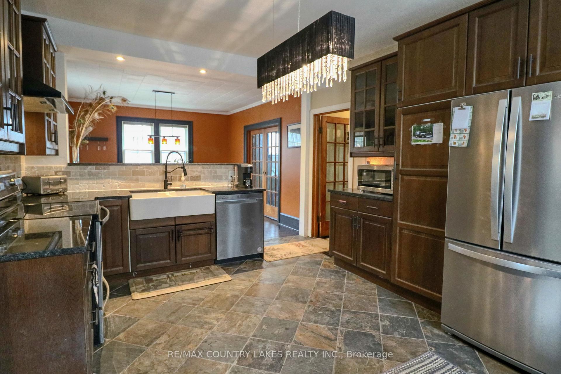 Photo 2 of 483 Simcoe Street, Brock, Beaverton — HOMEH