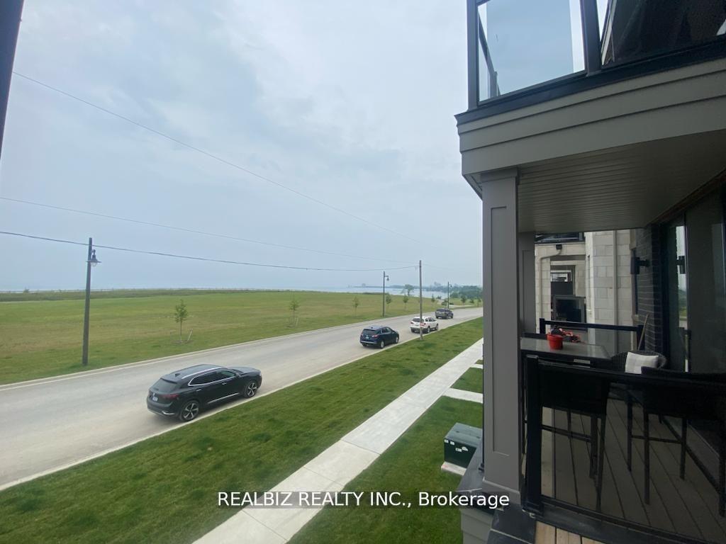 Photo 3 of 763 Port Darlington Road, Clarington, Bowmanville — HOMEH
