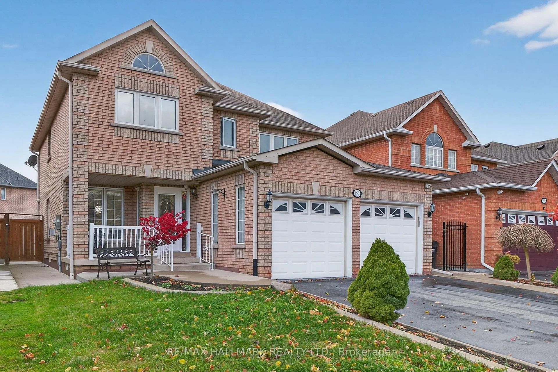 Photo 2 of 185 Harvest Moon Drive, Caledon, Bolton West — HOMEH