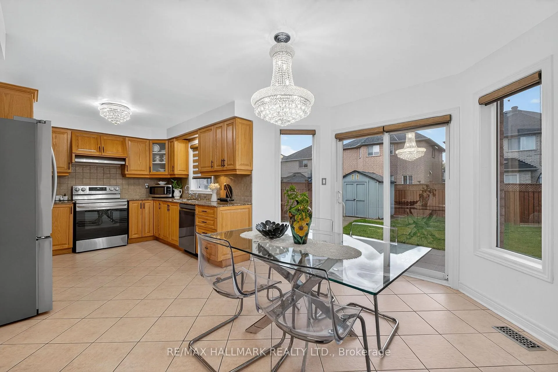 Photo 11 of 185 Harvest Moon Drive, Caledon, Bolton West — HOMEH
