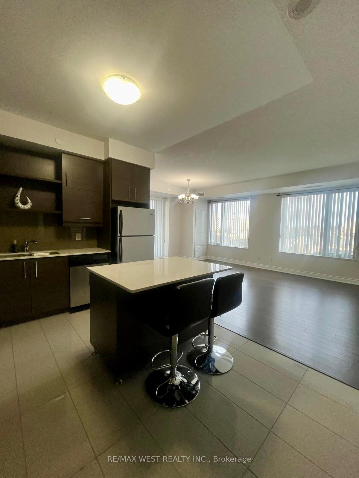 Photo 5 of Unit 716, 325 South Park Road, Markham, Commerce Valley — HOMEH