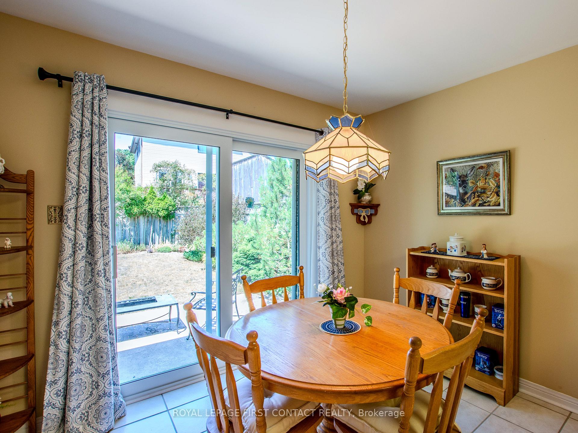 Photo 14 of 14 Carr Drive, Barrie, Letitia Heights — HOMEH