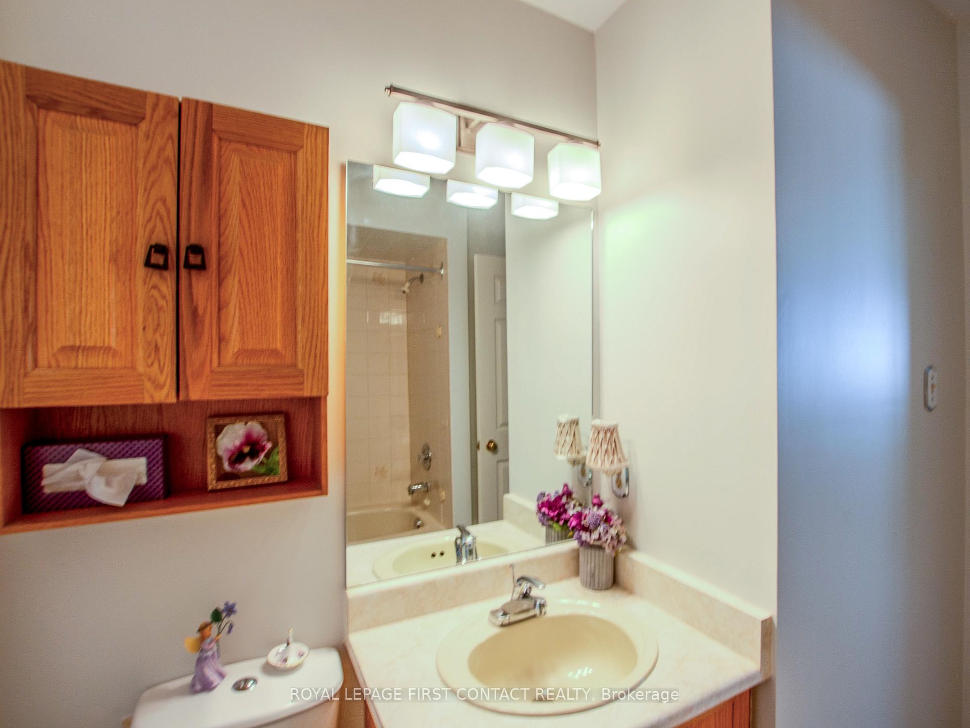 Photo 22 of 14 Carr Drive, Barrie, Letitia Heights — HOMEH