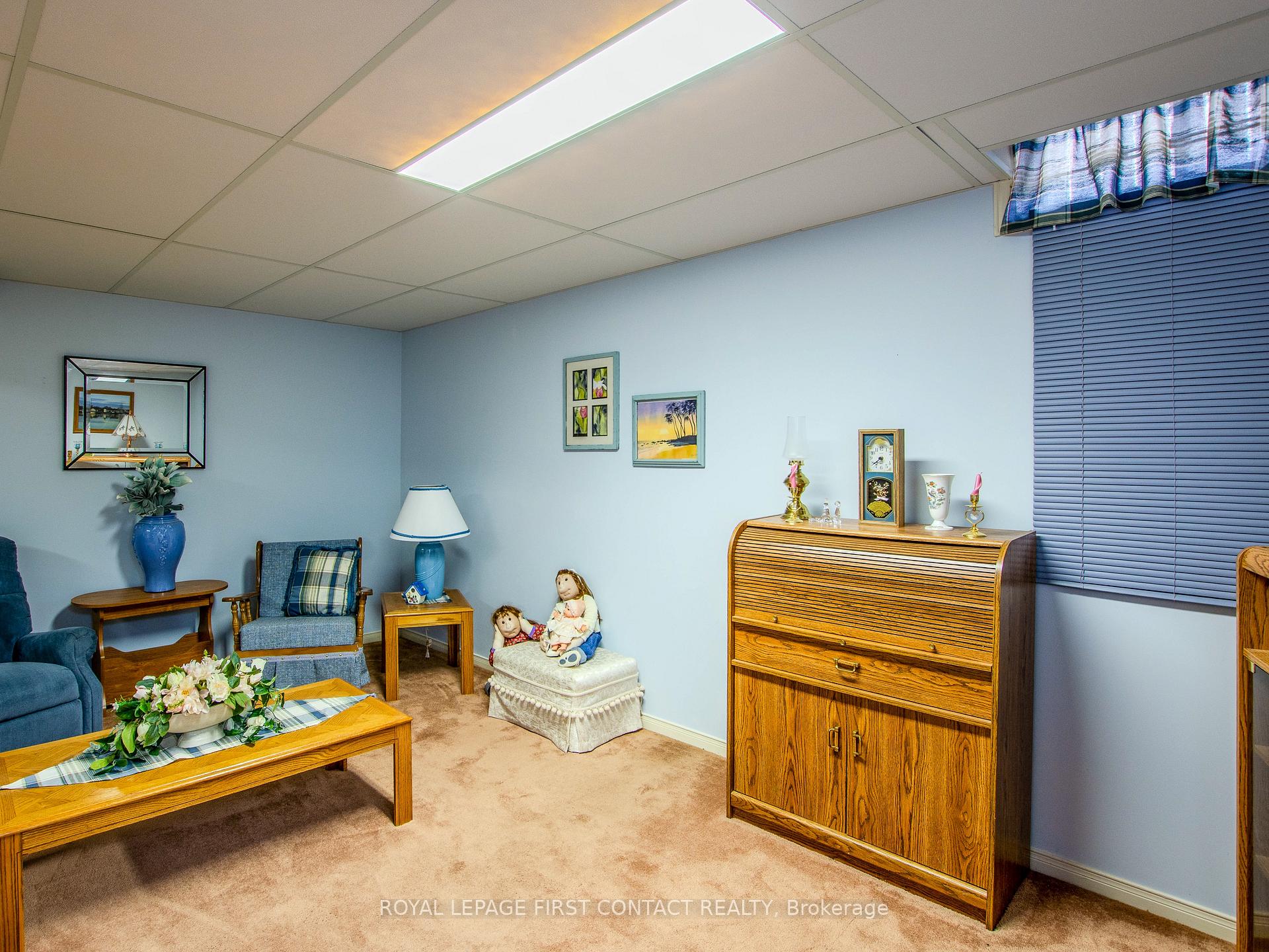Photo 25 of 14 Carr Drive, Barrie, Letitia Heights — HOMEH