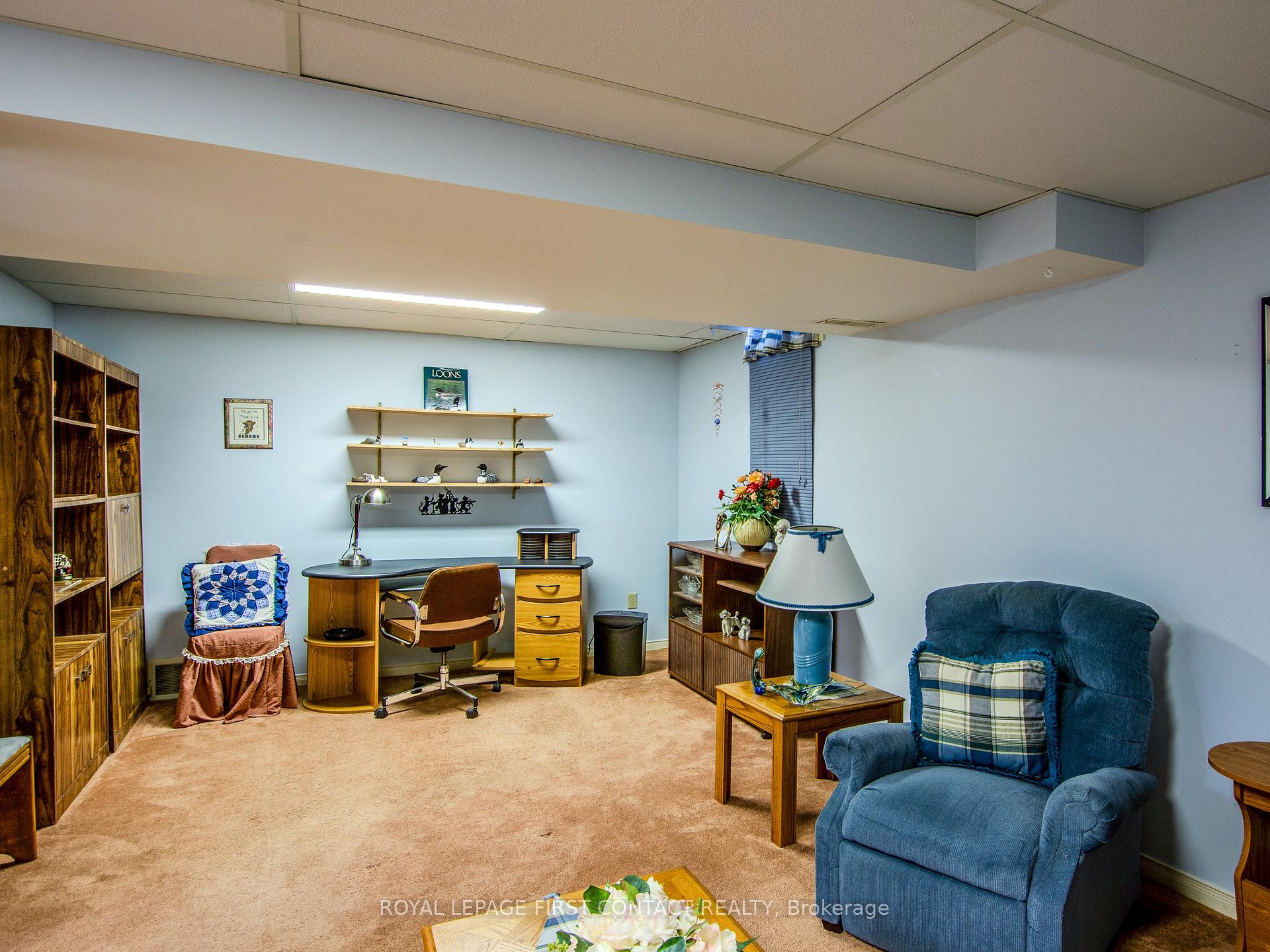 Photo 23 of 14 Carr Drive, Barrie, Letitia Heights — HOMEH