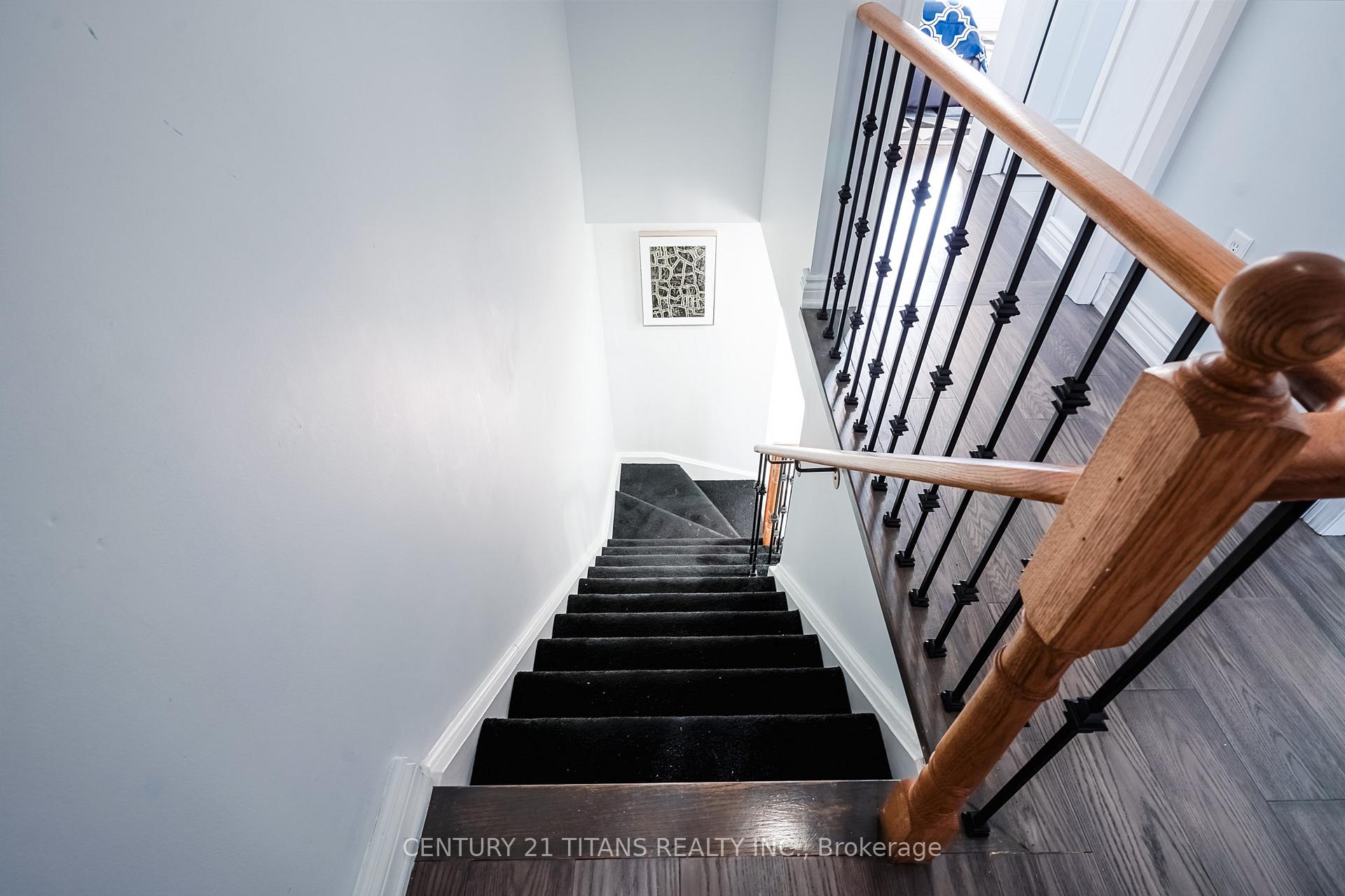 Photo 32 of 11 Ventura Lane, Ajax, Central — HOMEH