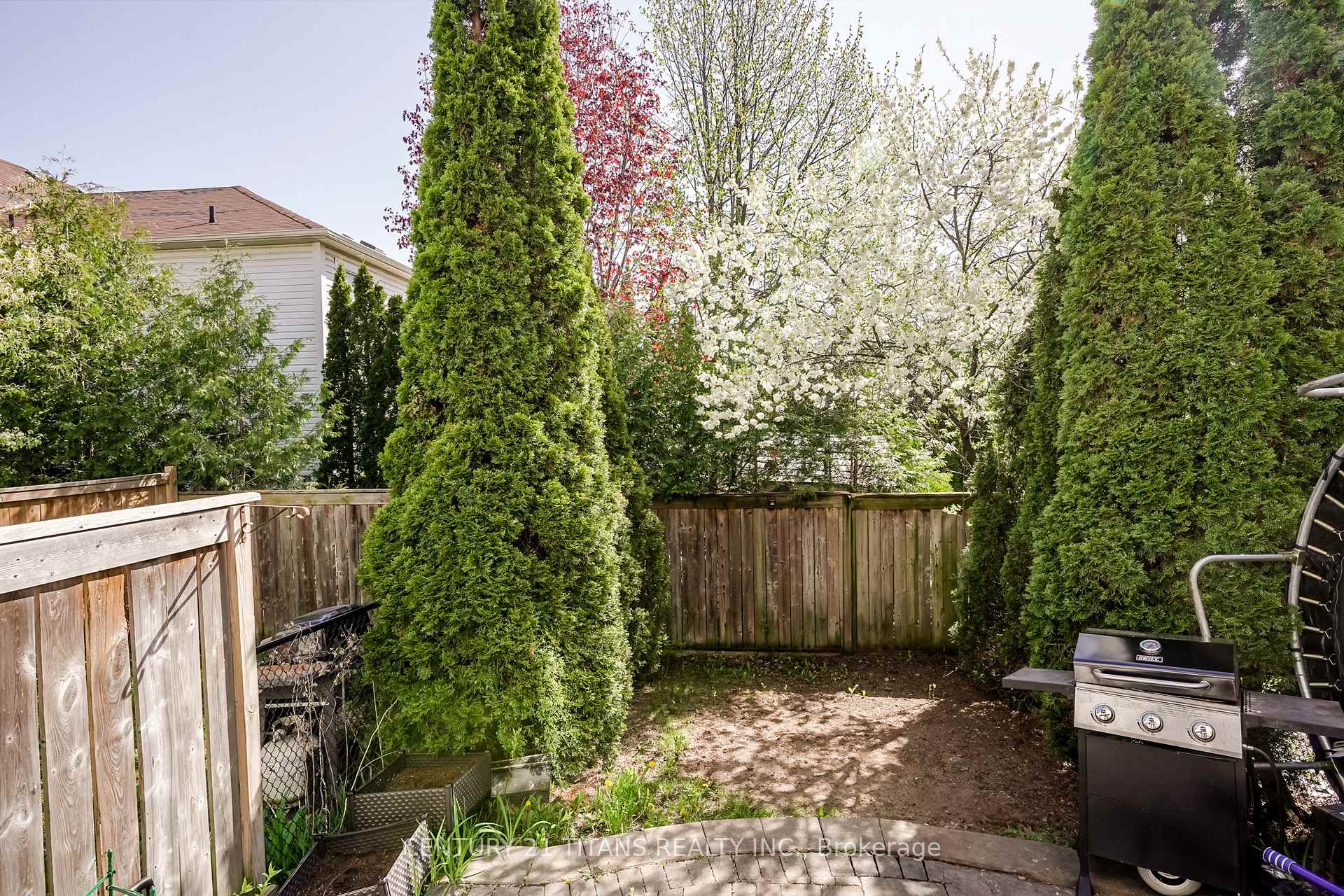 Photo 34 of 11 Ventura Lane, Ajax, Central — HOMEH