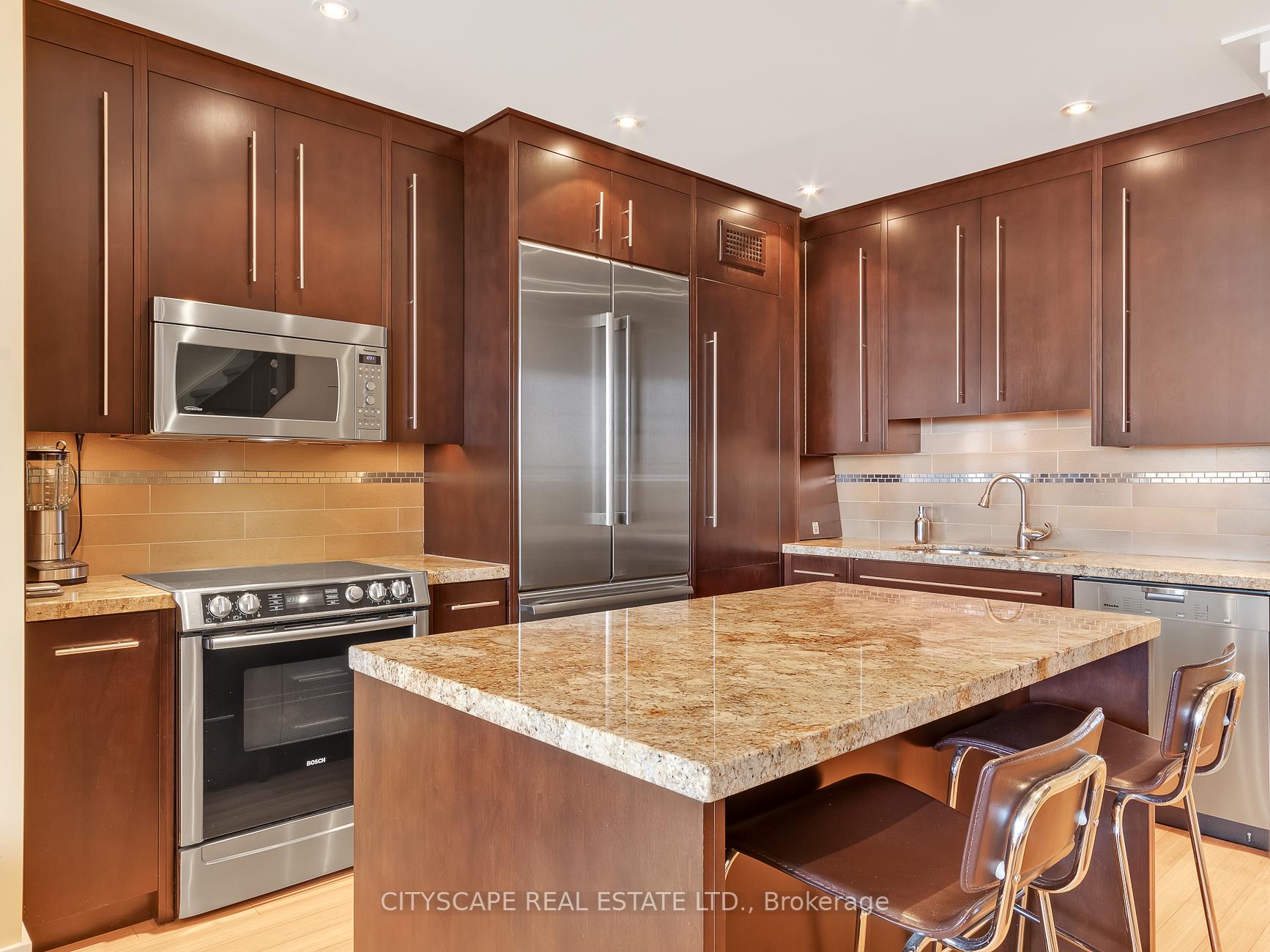 Photo 8 of Unit Ph2, 44 St. Joseph Street, Toronto, Bay Street Corridor — HOMEH