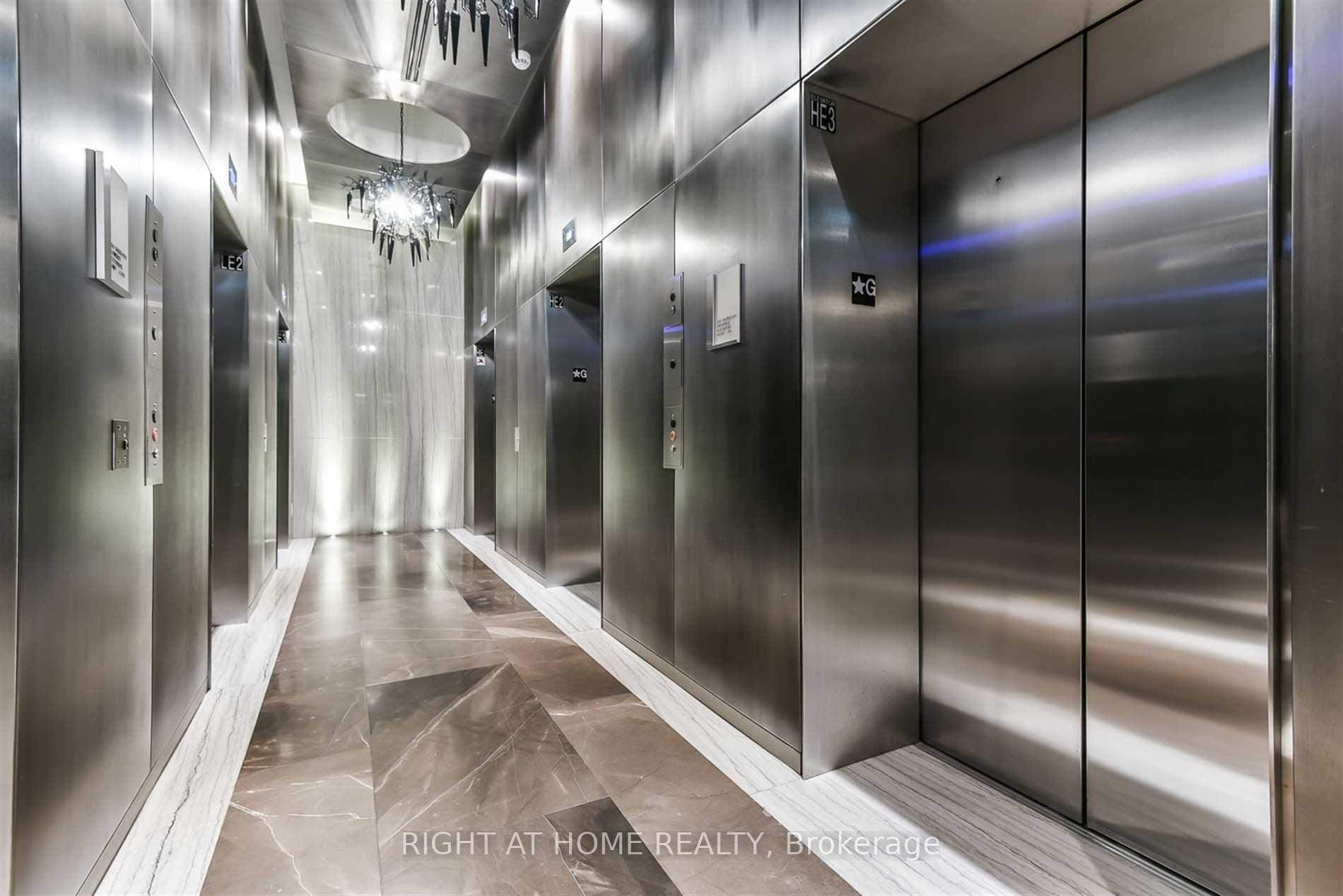 Photo 5 of Unit 5801, 88 Harbour Street, Toronto, Waterfront Communities — HOMEH