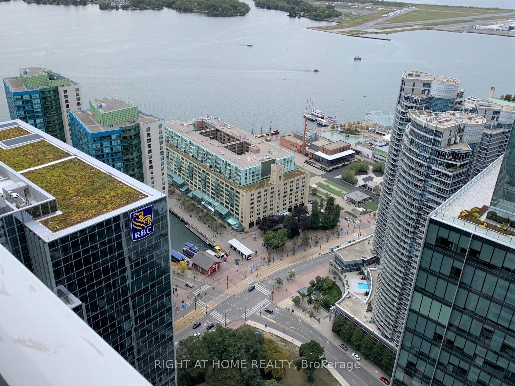 Photo 18 of Unit 5801, 88 Harbour Street, Toronto, Waterfront Communities — HOMEH