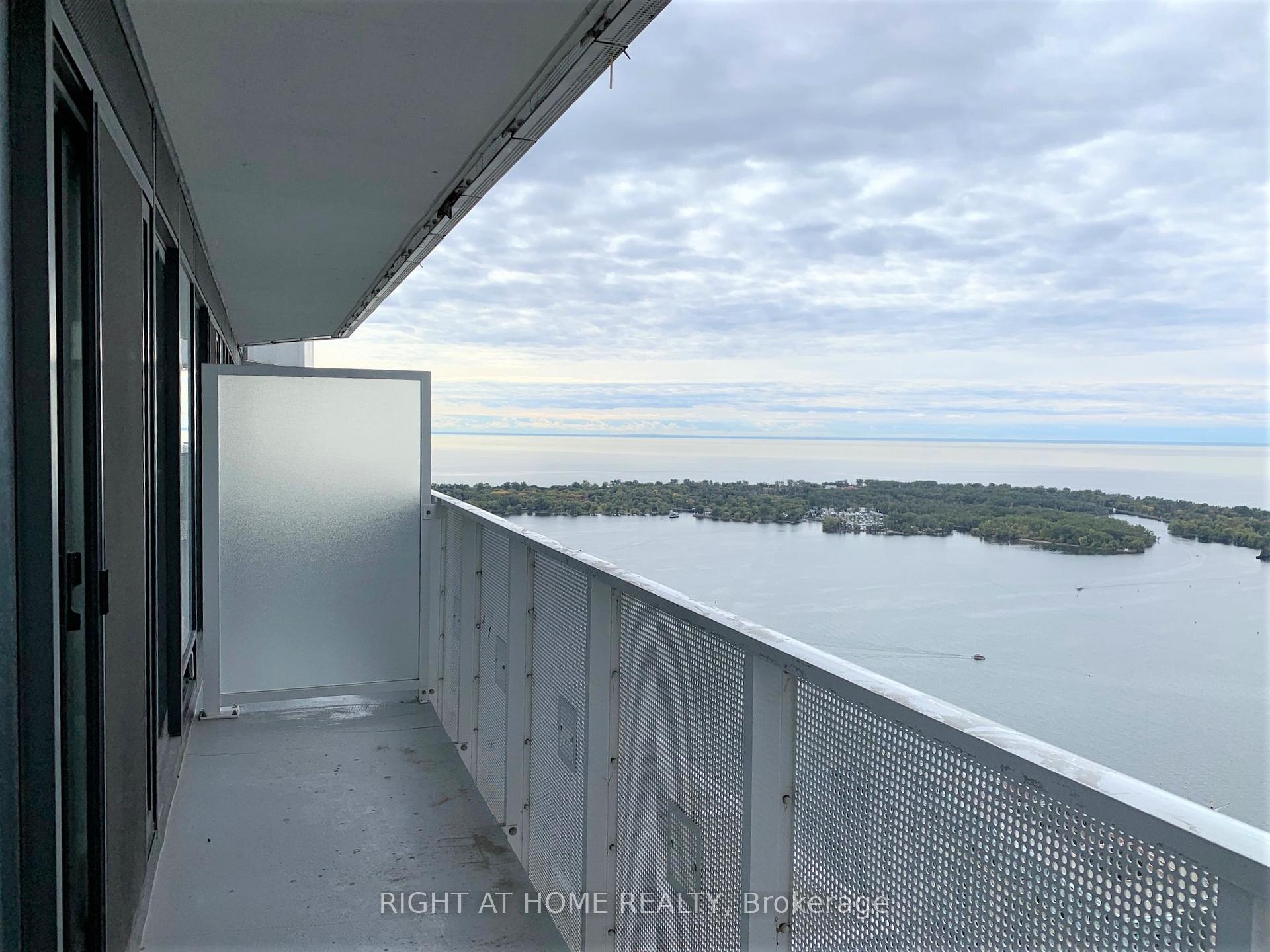 Photo 19 of Unit 5801, 88 Harbour Street, Toronto, Waterfront Communities — HOMEH