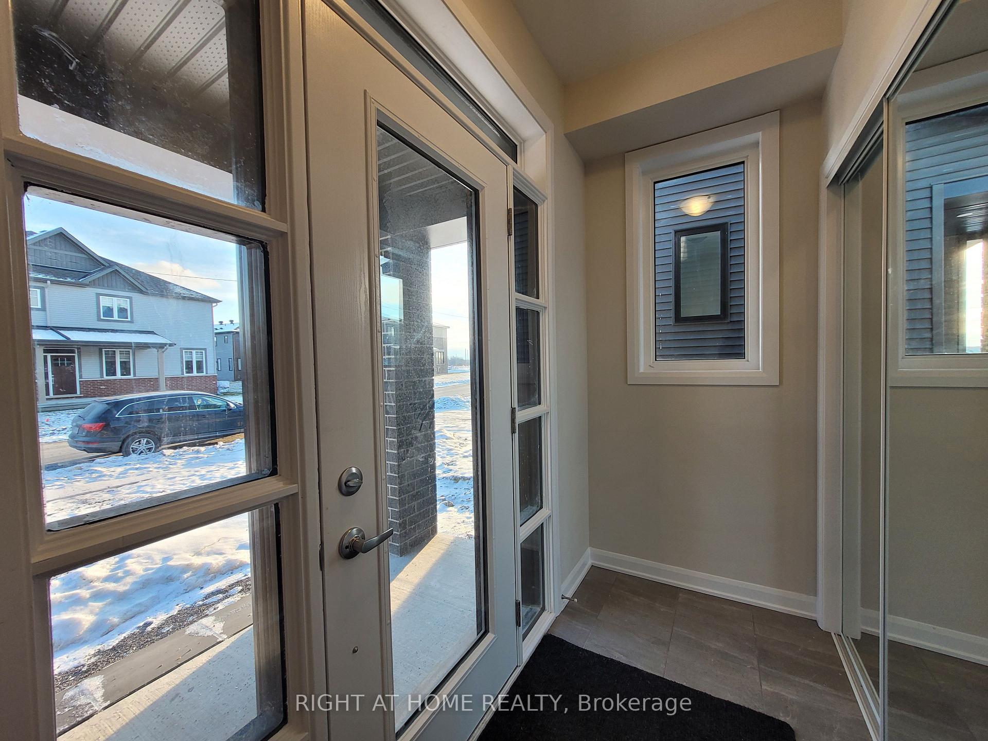 Photo 4 of 1062 Ballyhale Heights, Ottawa, Barrhaven - Half Moon Bay — HOMEH