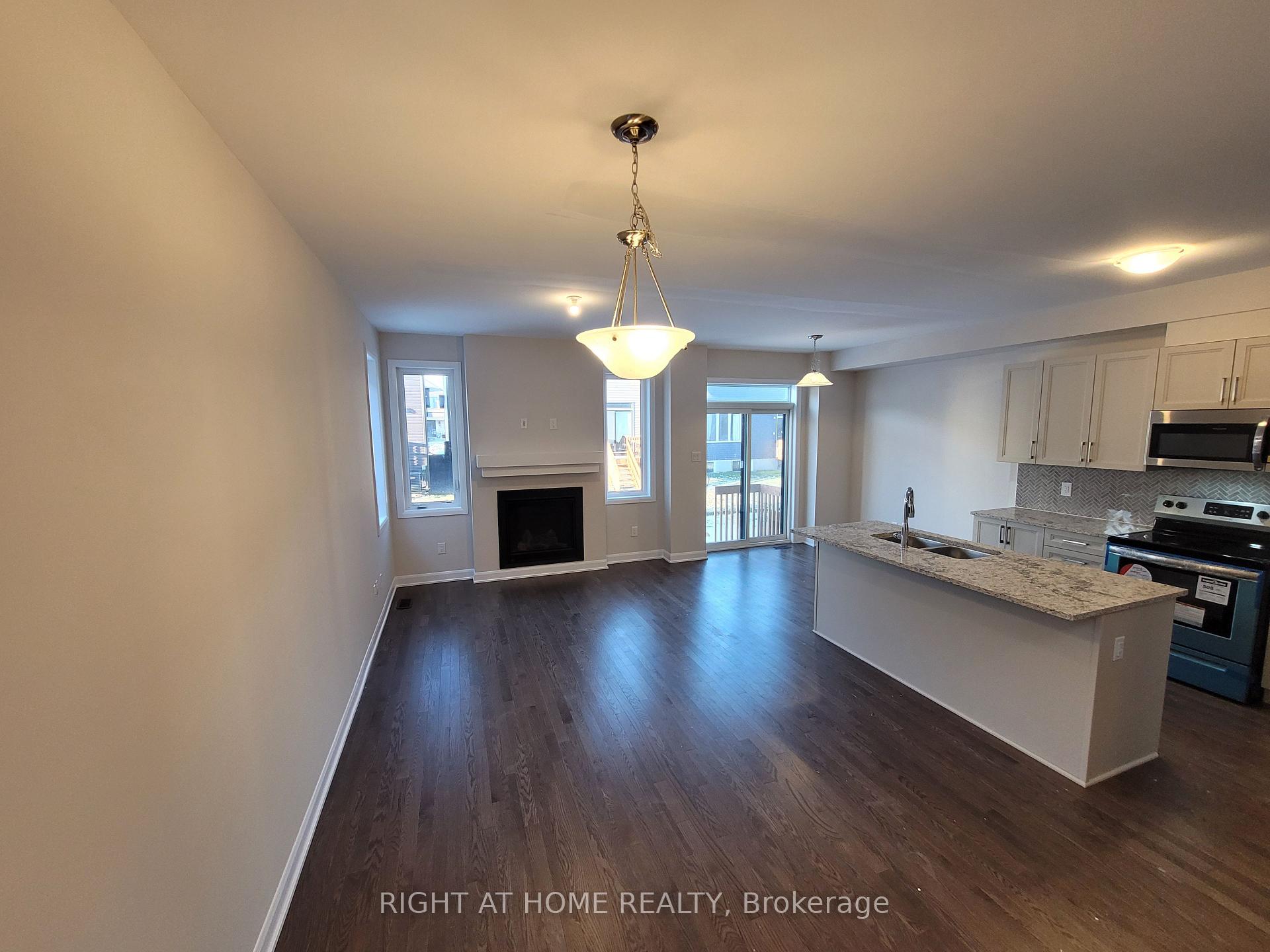 Photo 6 of 1062 Ballyhale Heights, Ottawa, Barrhaven - Half Moon Bay — HOMEH