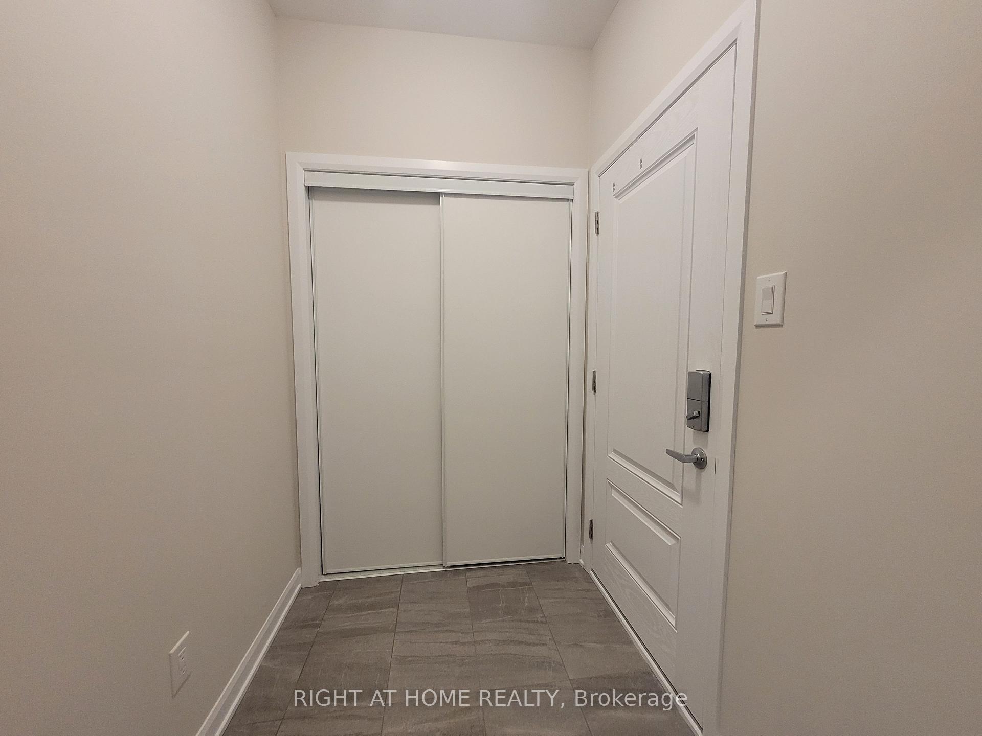 Photo 13 of 1062 Ballyhale Heights, Ottawa, Barrhaven - Half Moon Bay — HOMEH