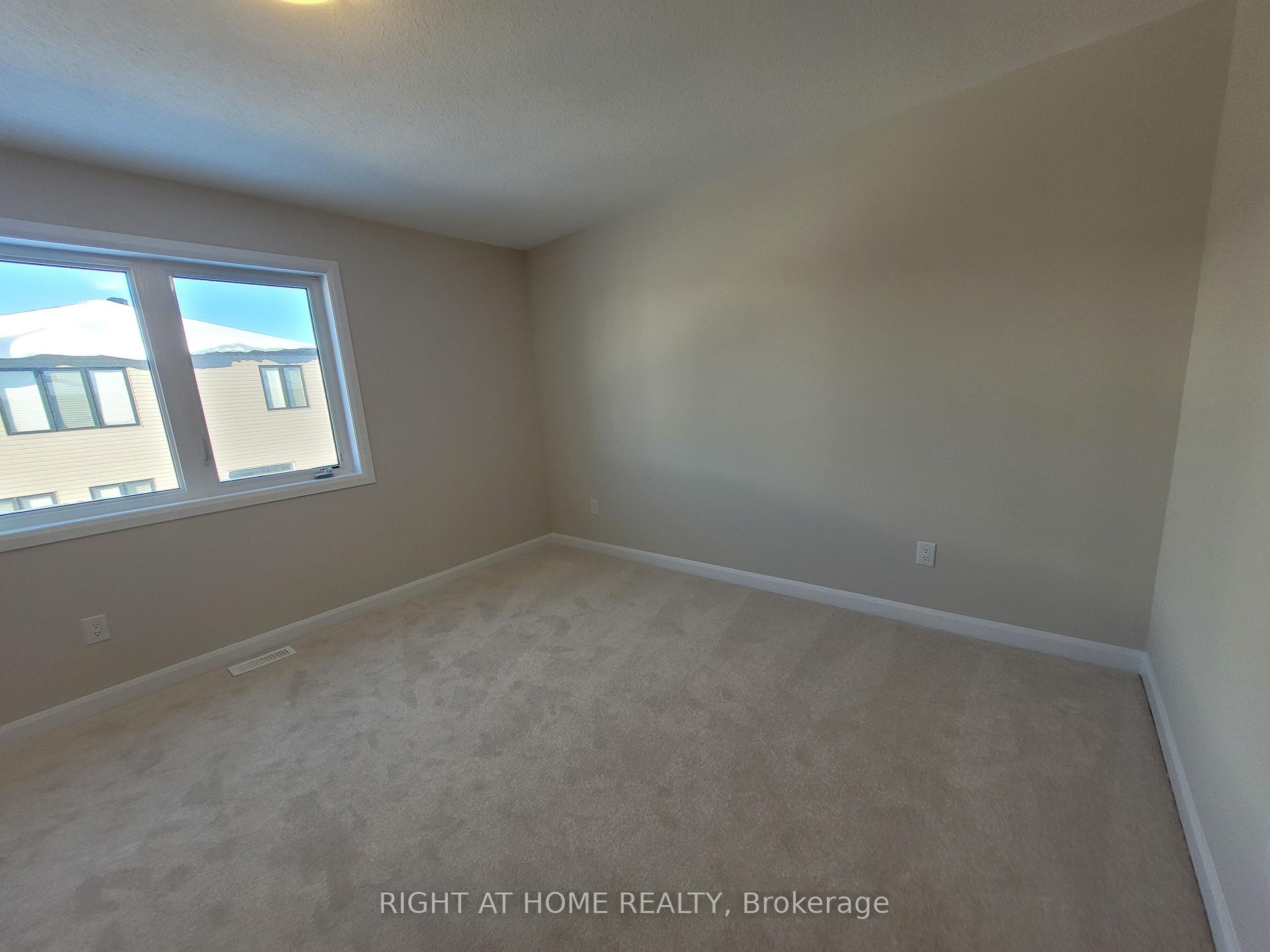 Photo 17 of 1062 Ballyhale Heights, Ottawa, Barrhaven - Half Moon Bay — HOMEH