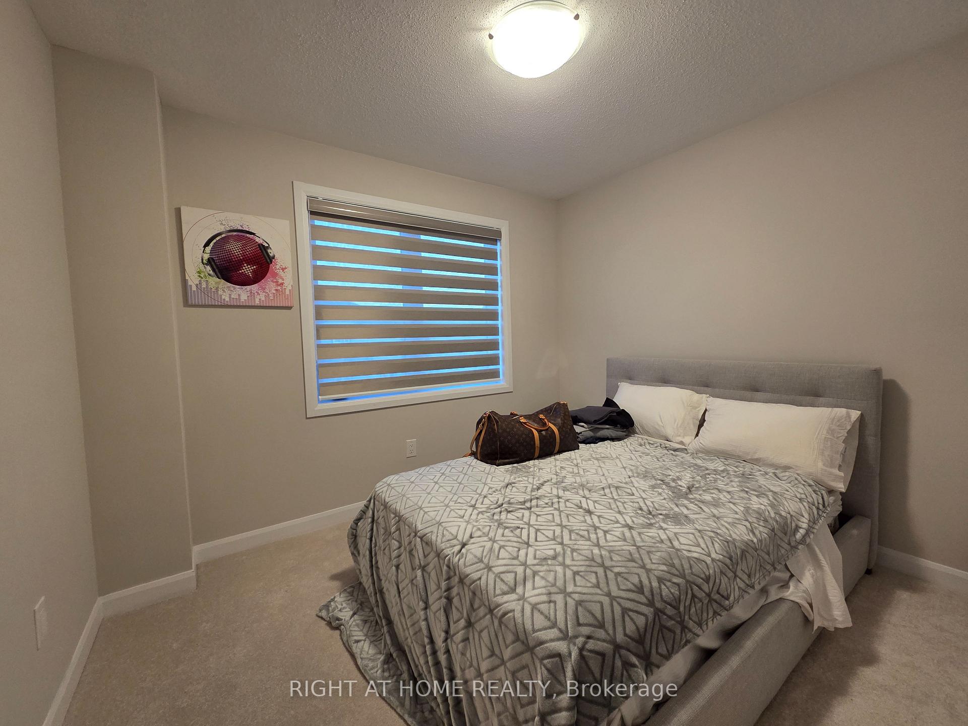 Photo 20 of 1062 Ballyhale Heights, Ottawa, Barrhaven - Half Moon Bay — HOMEH