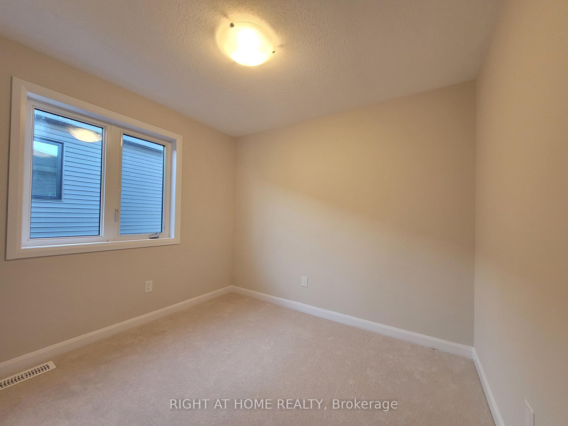 Photo 23 of 1062 Ballyhale Heights, Ottawa, Barrhaven - Half Moon Bay — HOMEH