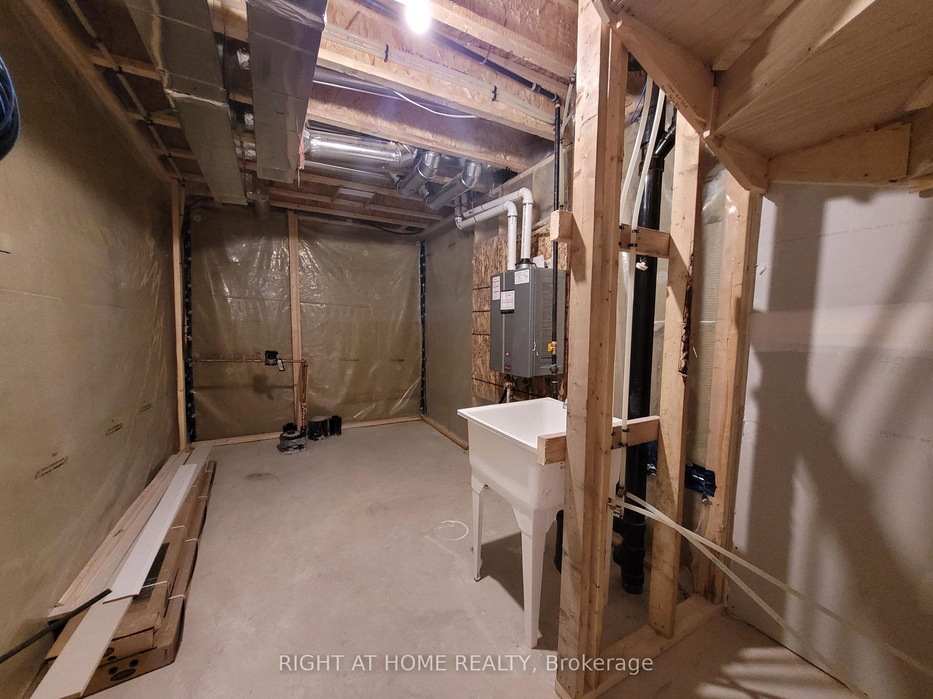 Photo 28 of 1062 Ballyhale Heights, Ottawa, Barrhaven - Half Moon Bay — HOMEH