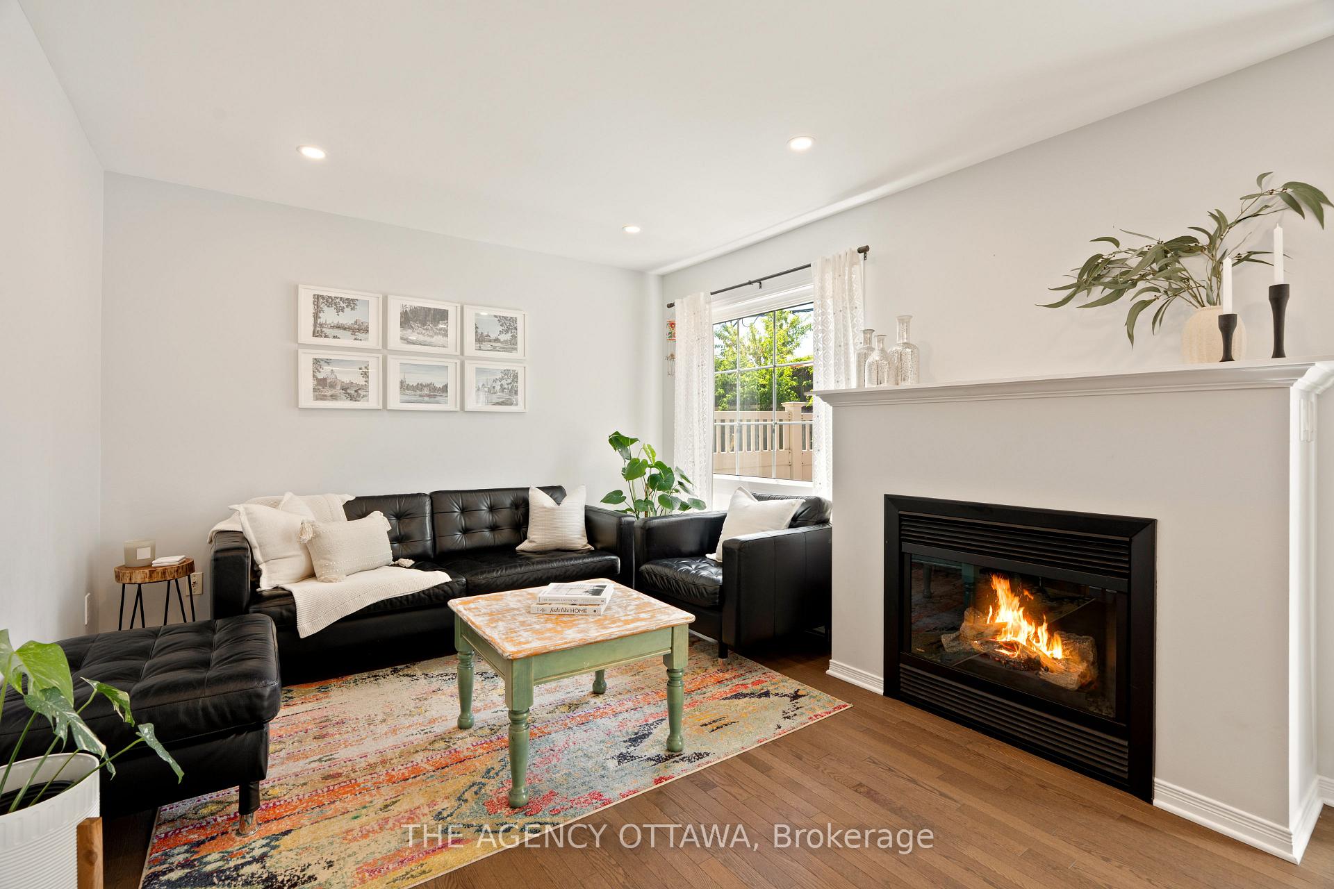 Photo 11 of 42 Kirkstone Private, Ottawa, Barrhaven - Stonebridge — HOMEH