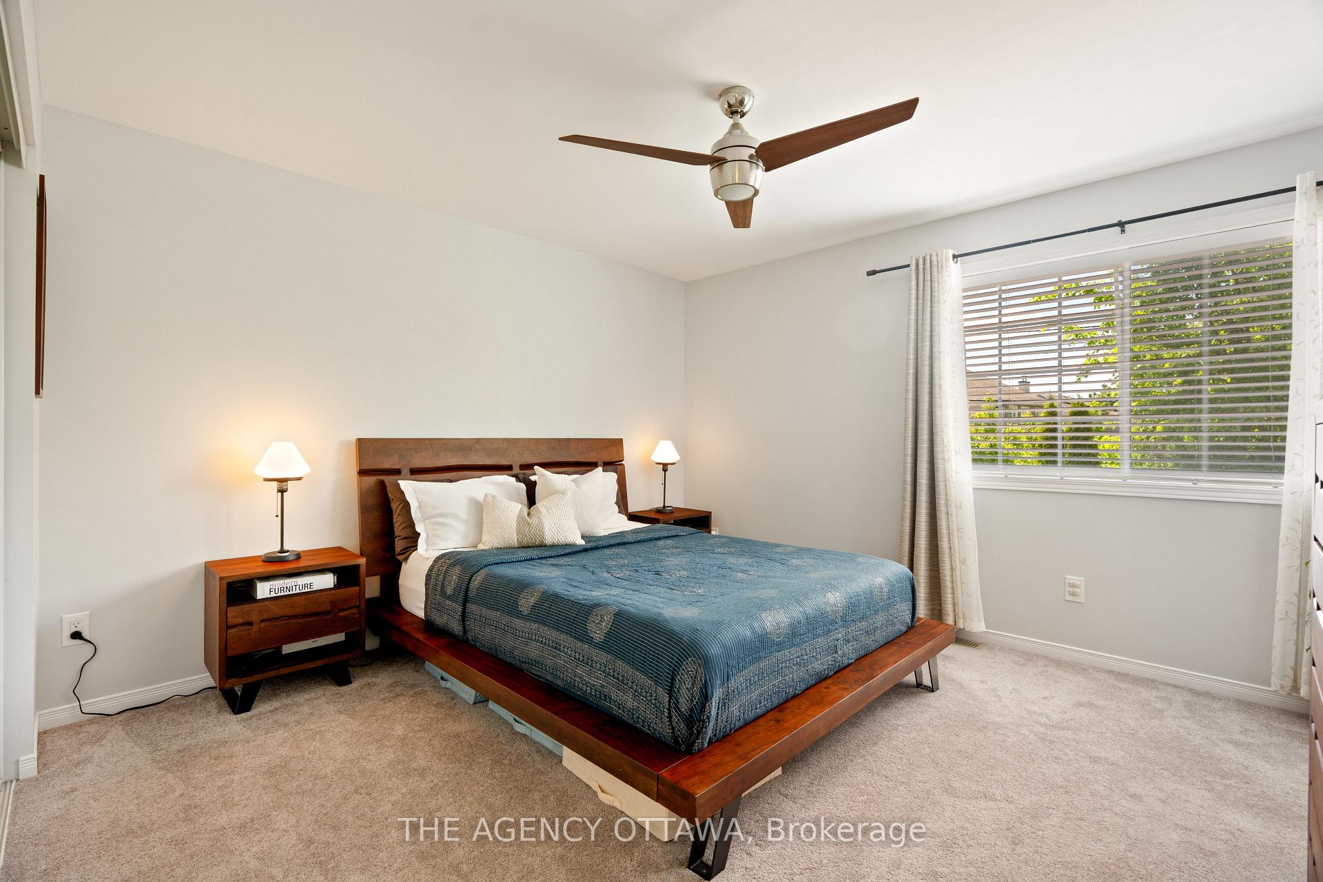 Photo 19 of 42 Kirkstone Private, Ottawa, Barrhaven - Stonebridge — HOMEH