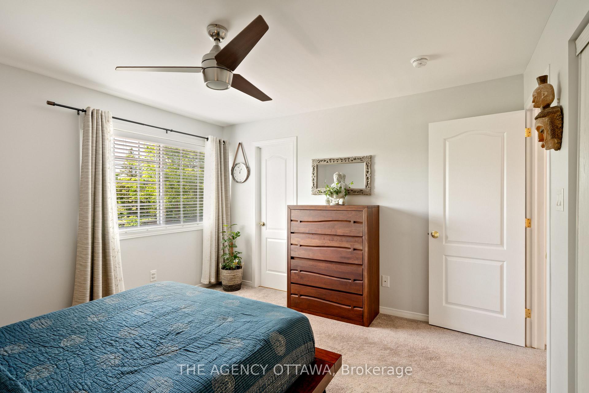 Photo 20 of 42 Kirkstone Private, Ottawa, Barrhaven - Stonebridge — HOMEH