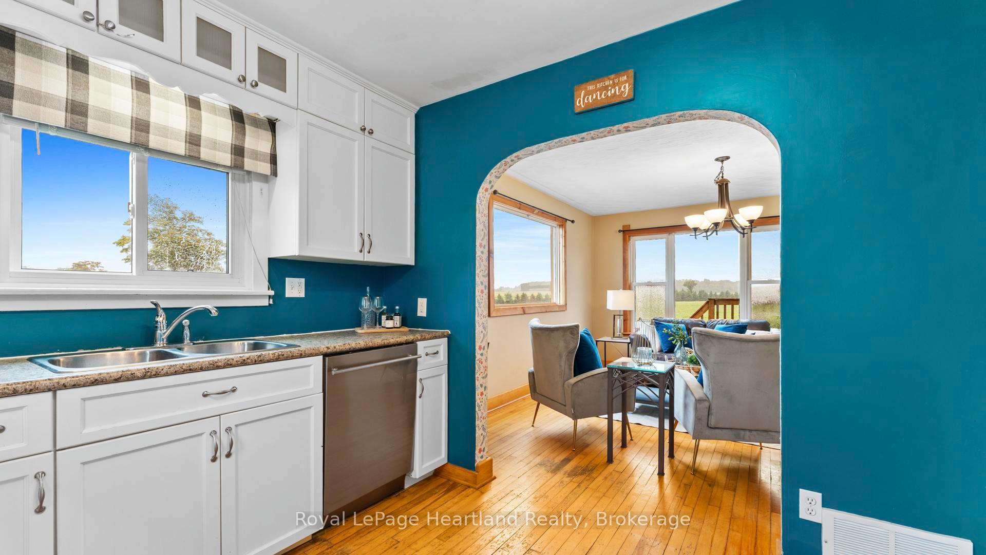Photo 3 of 41553 Summerhill Road S, Central Huron, Hullett — HOMEH