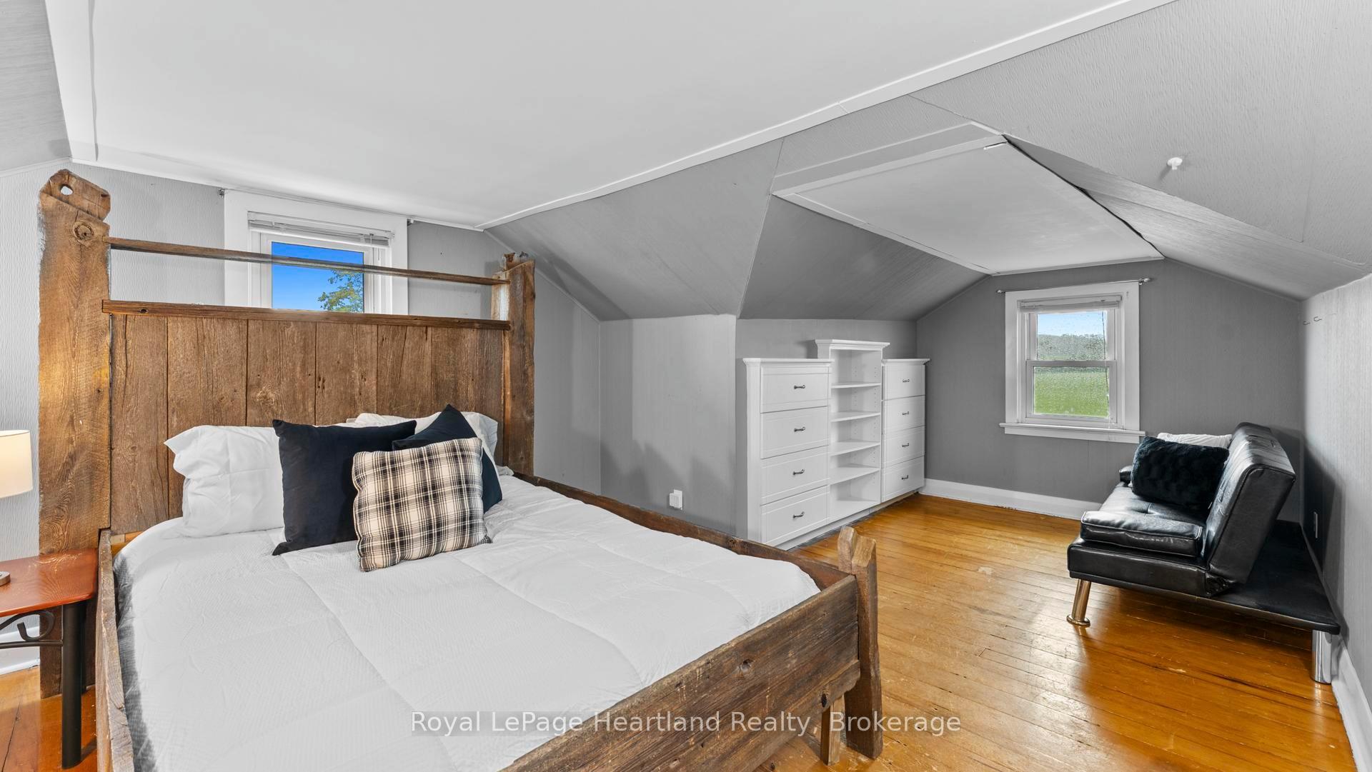 Photo 12 of 41553 Summerhill Road S, Central Huron, Hullett — HOMEH
