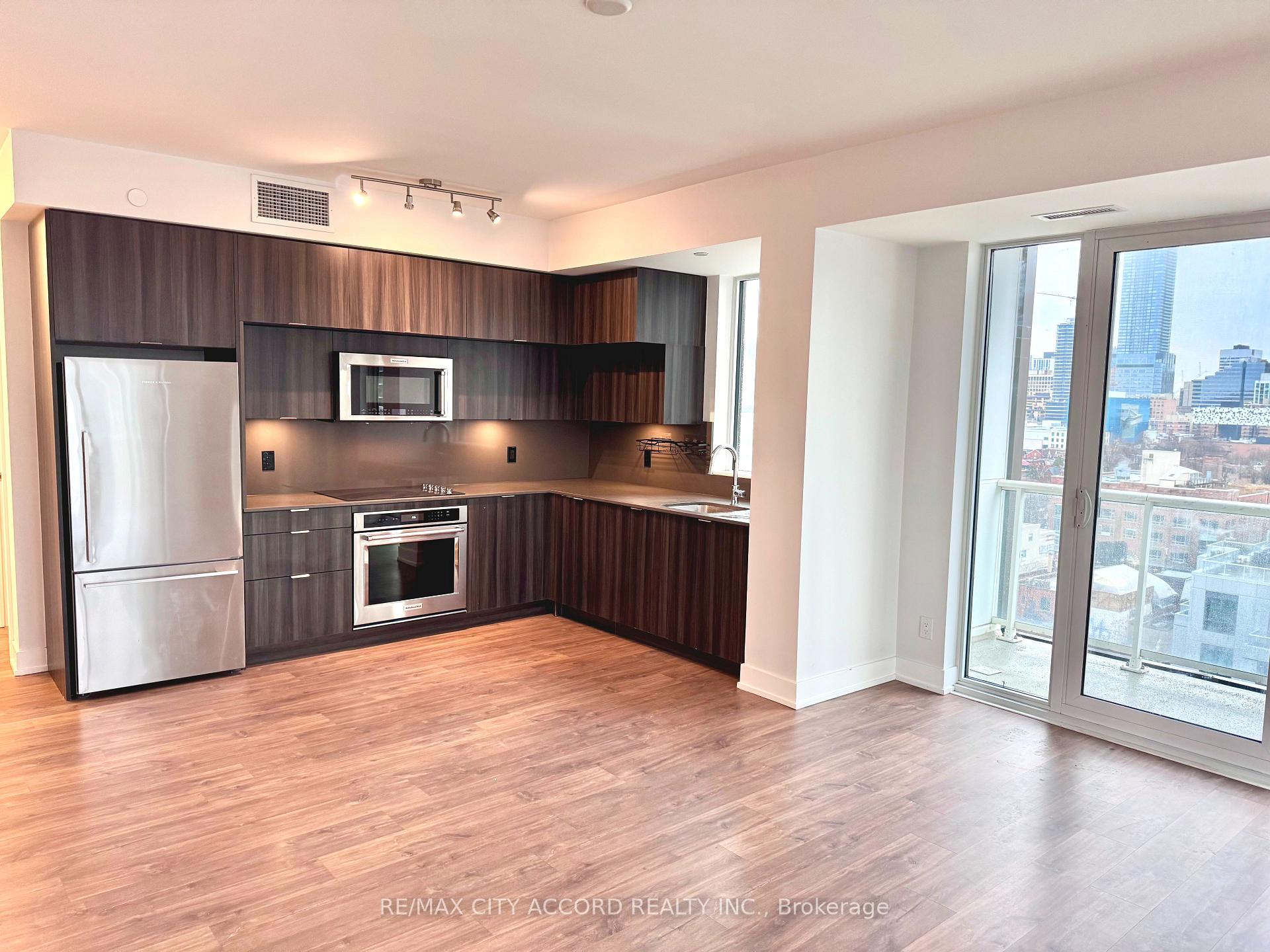Photo 7 of Unit 1215, 80 Vanauley Street, Toronto, Kensington-Chinatown — HOMEH