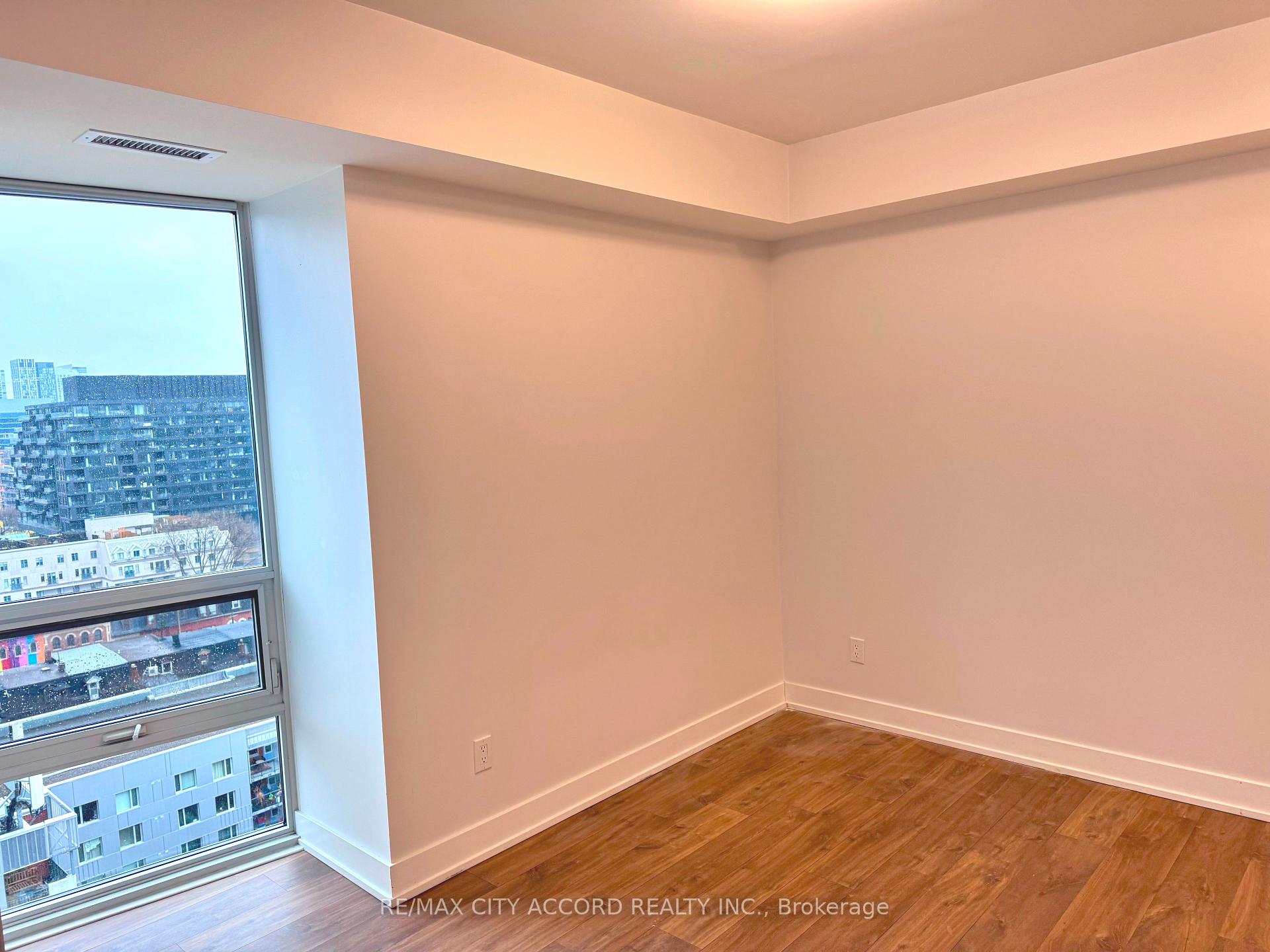 Photo 10 of Unit 1215, 80 Vanauley Street, Toronto, Kensington-Chinatown — HOMEH
