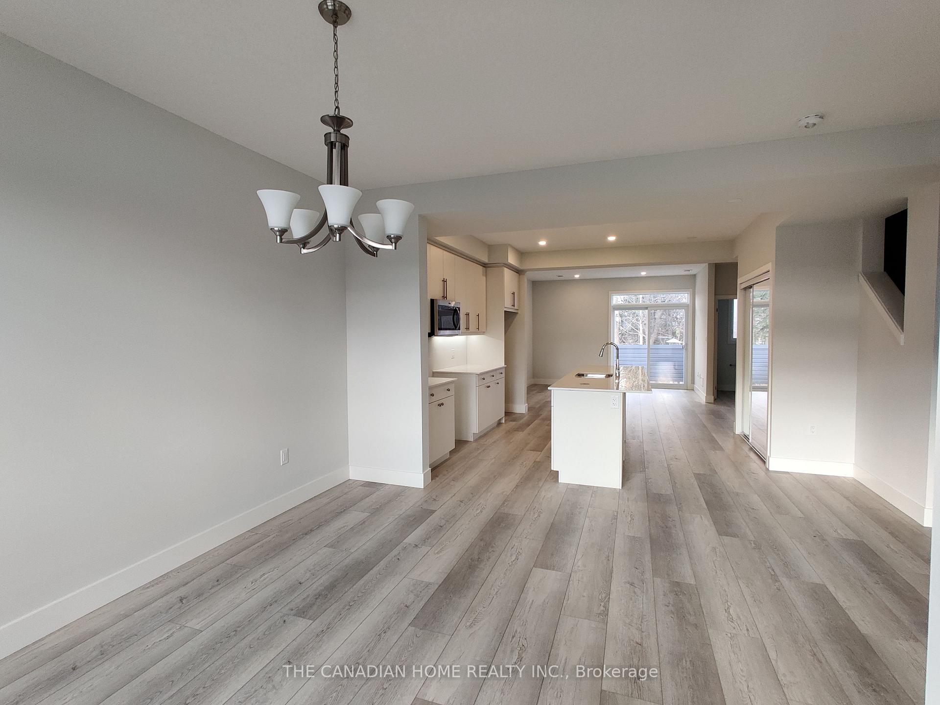 Front of Unit 08, 925 Deveron Crescent