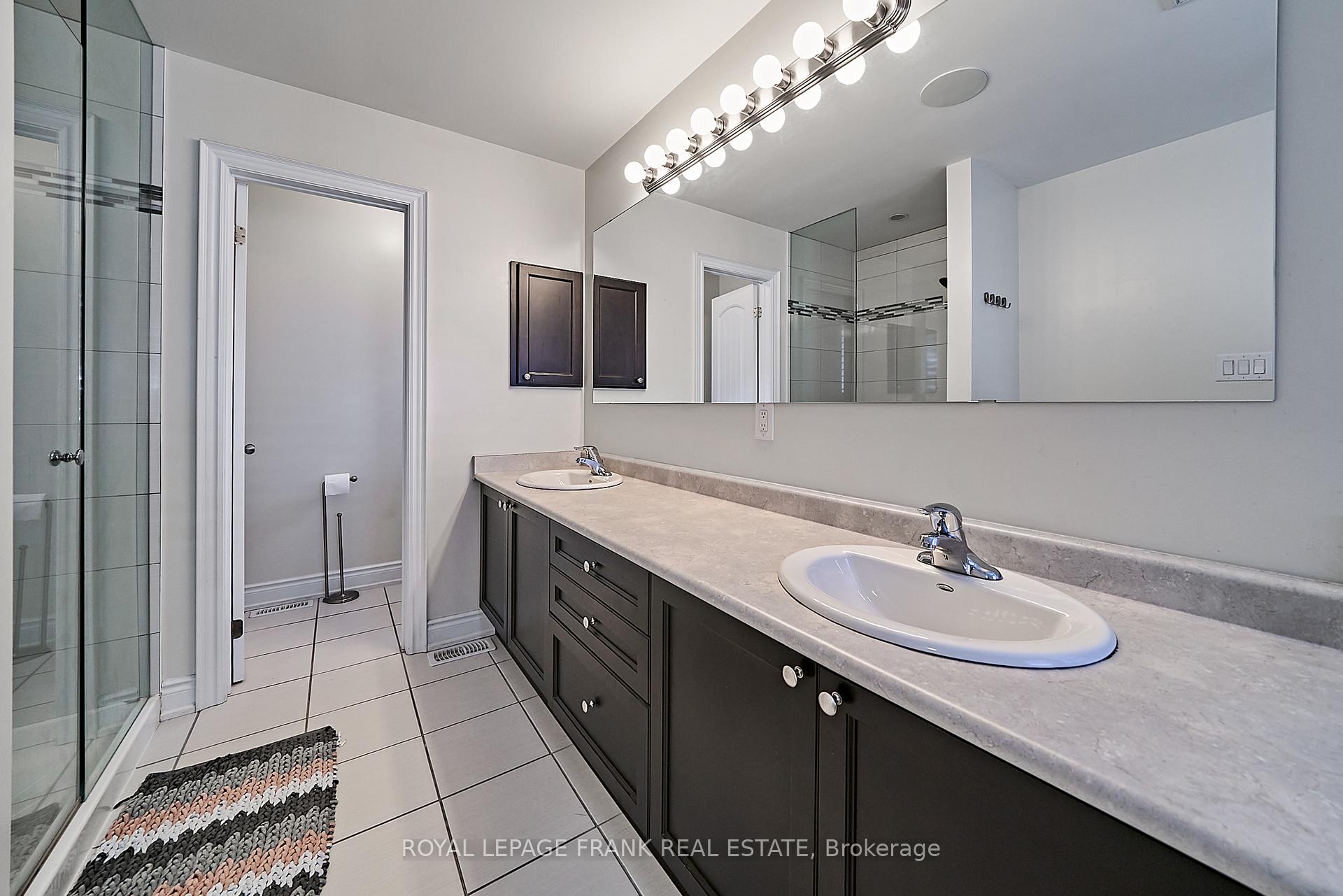 Photo 25 of 83 Sharplin Drive, Ajax, South East — HOMEH