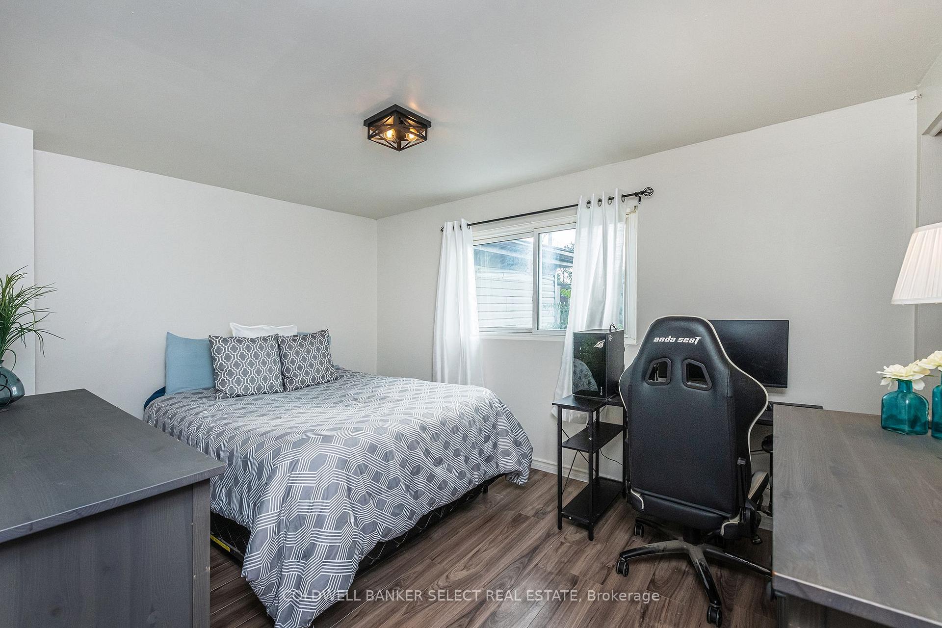 Photo 15 of 243 Leavens Court, Caledon, Bolton East — HOMEH