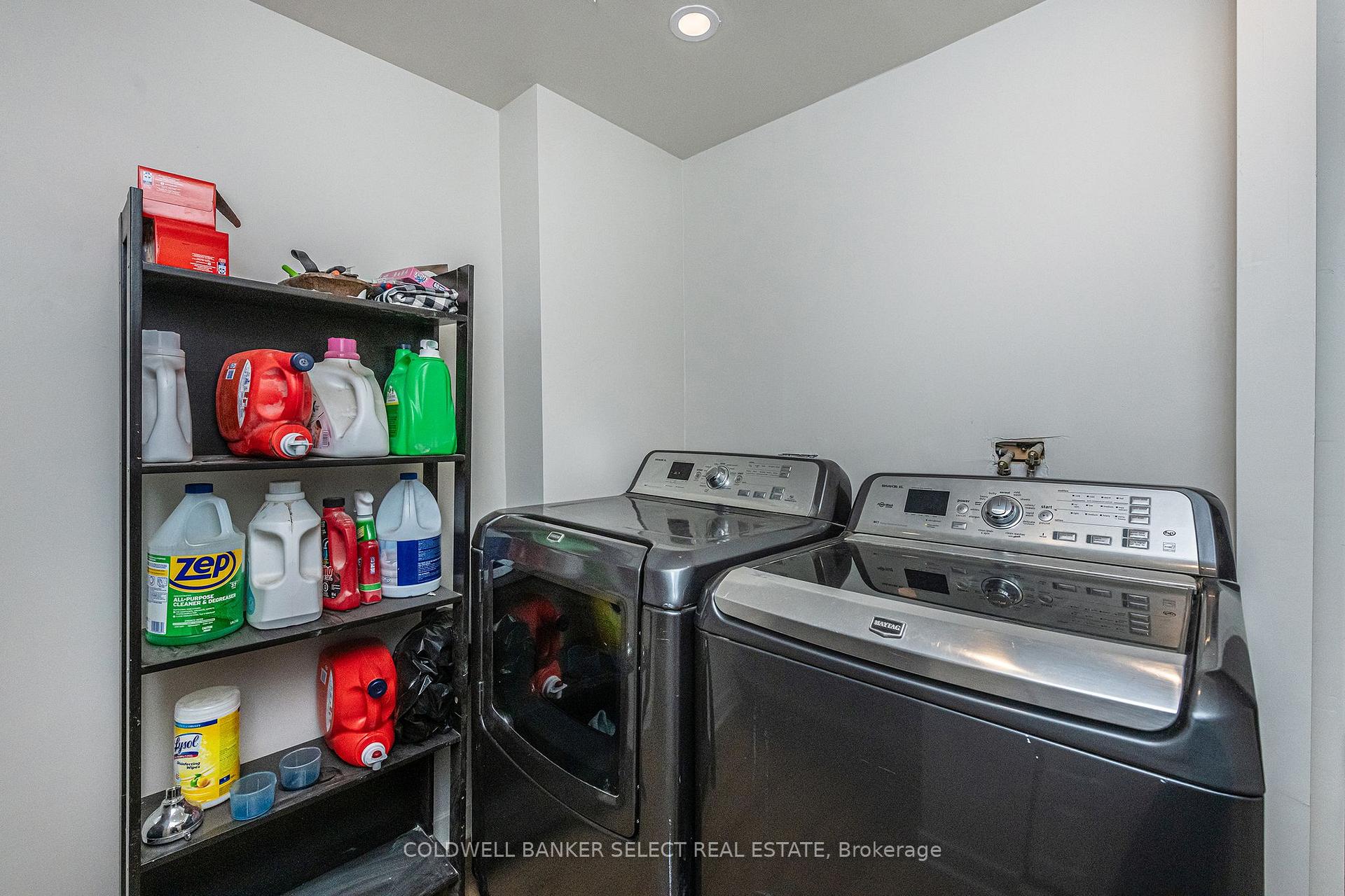 Photo 17 of 243 Leavens Court, Caledon, Bolton East — HOMEH