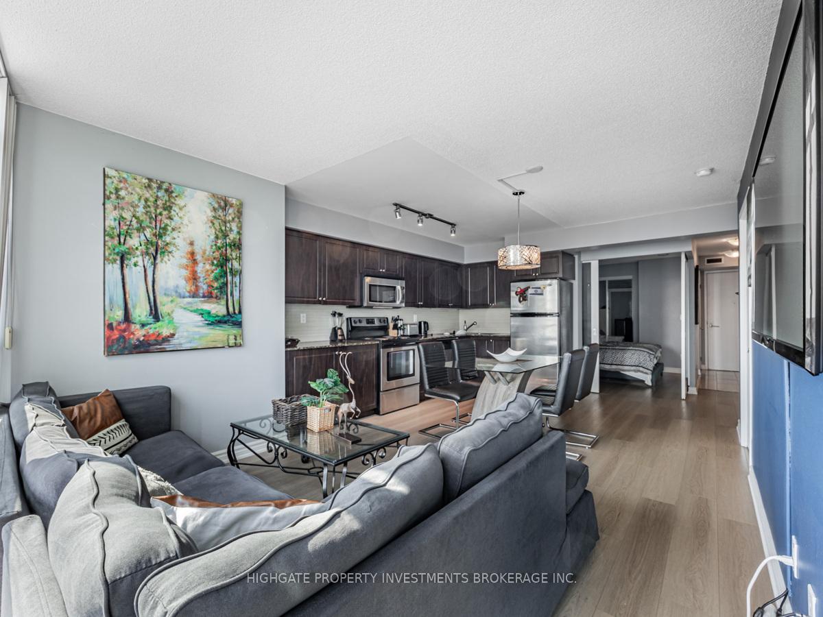 Photo 14 of Unit 1302, 215 Fort York Boulevard, Toronto, Niagara — HOMEH