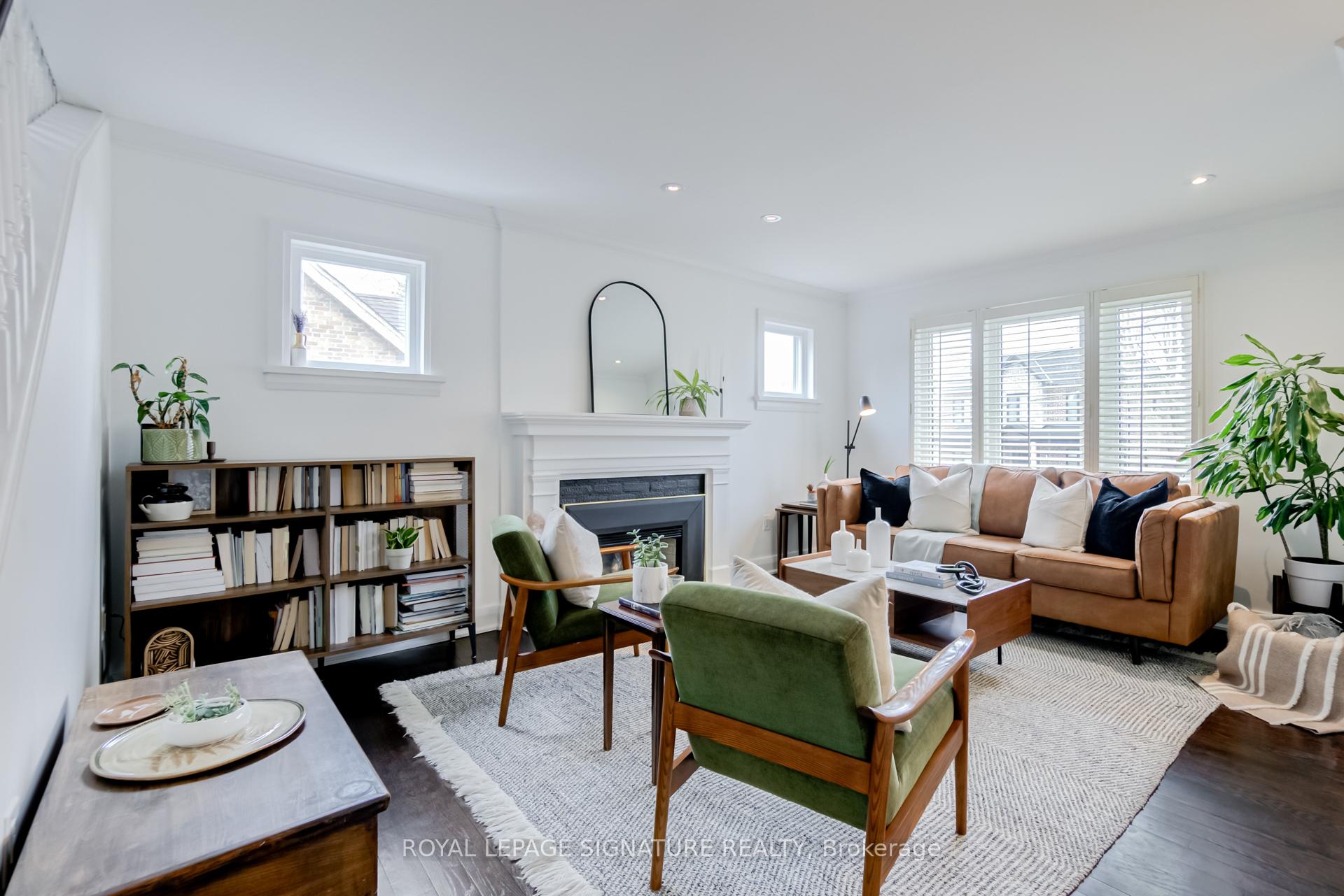 Photo 7 of 129 Wells Street, Aurora, Aurora Village — HOMEH
