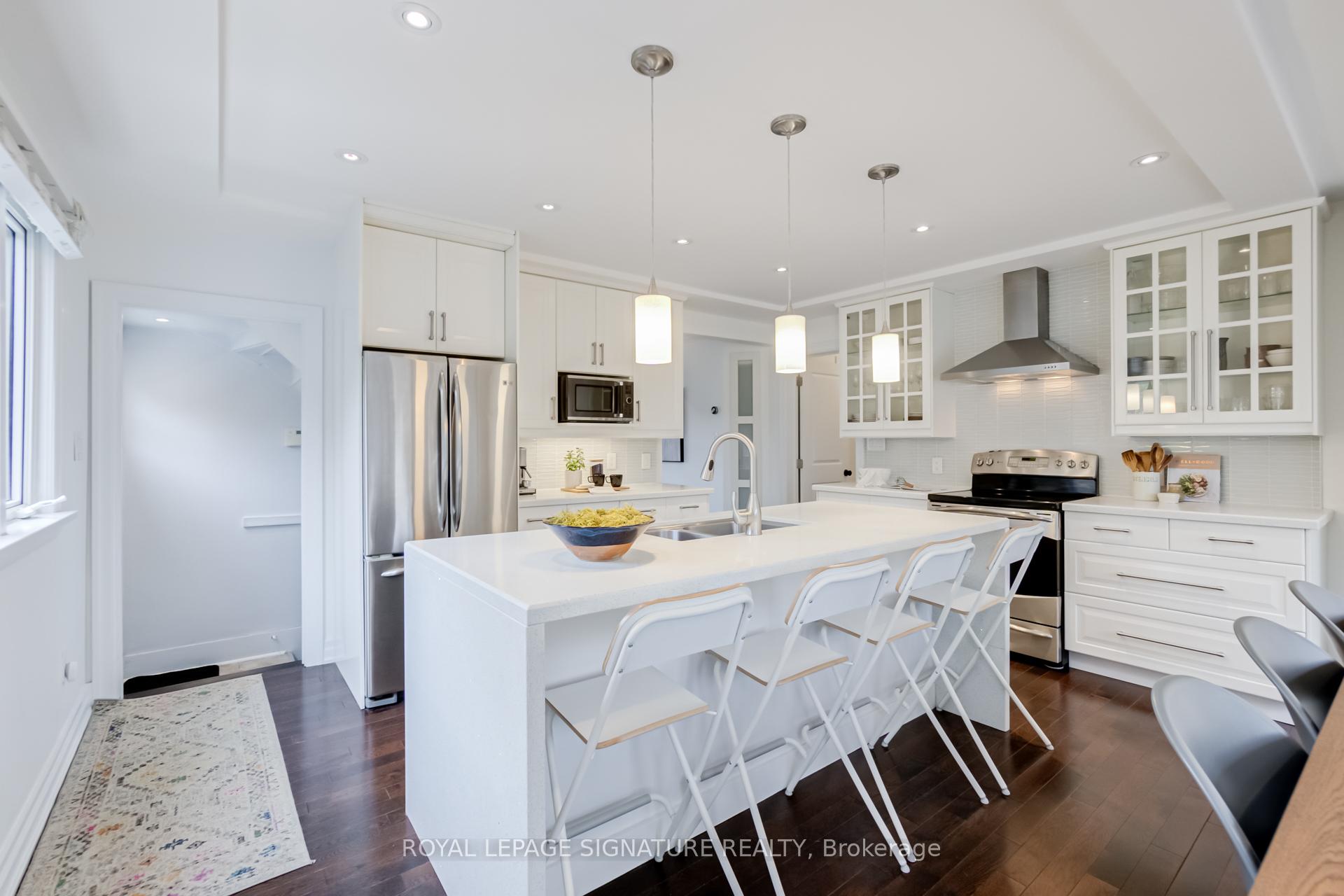 Photo 11 of 129 Wells Street, Aurora, Aurora Village — HOMEH
