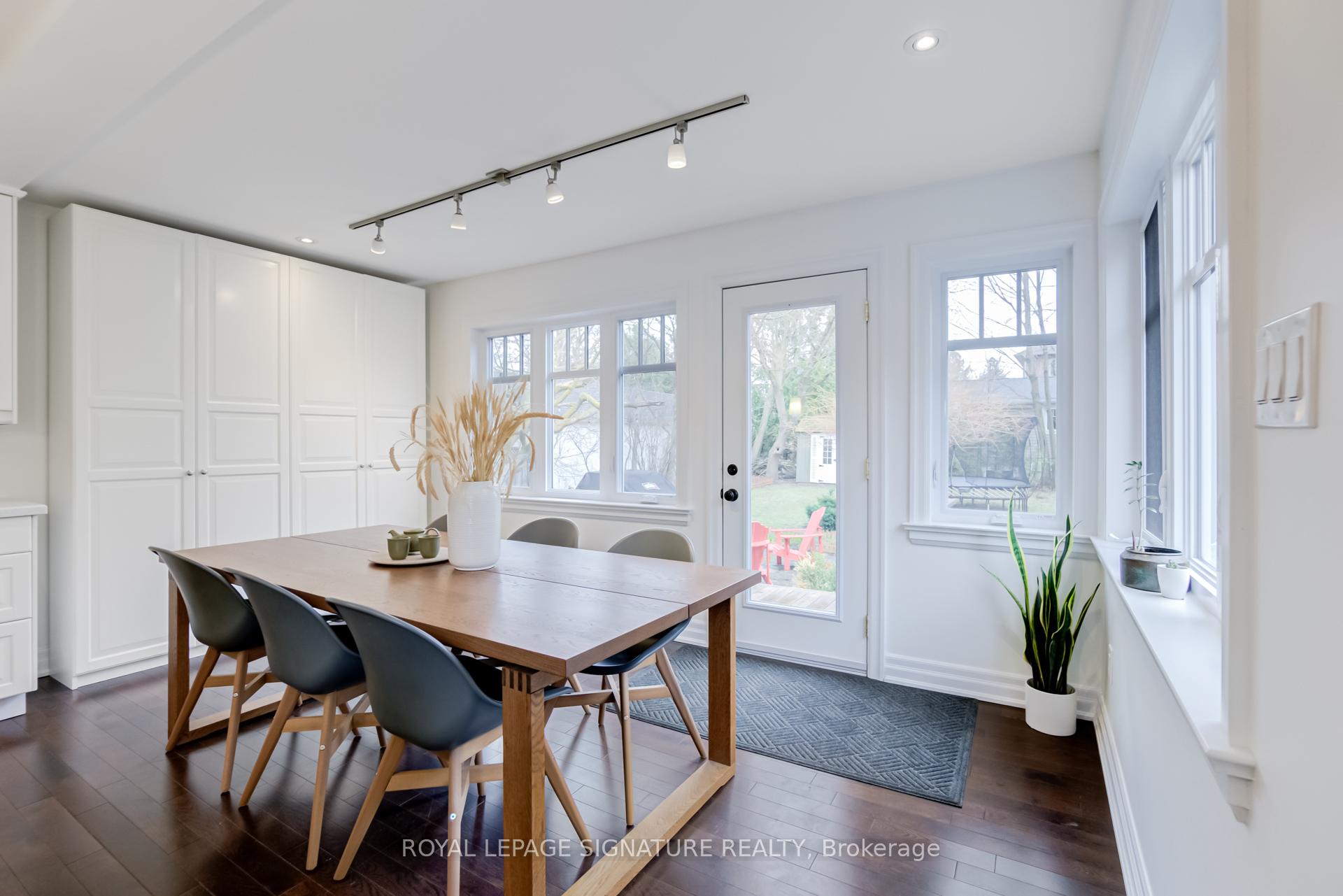 Photo 15 of 129 Wells Street, Aurora, Aurora Village — HOMEH