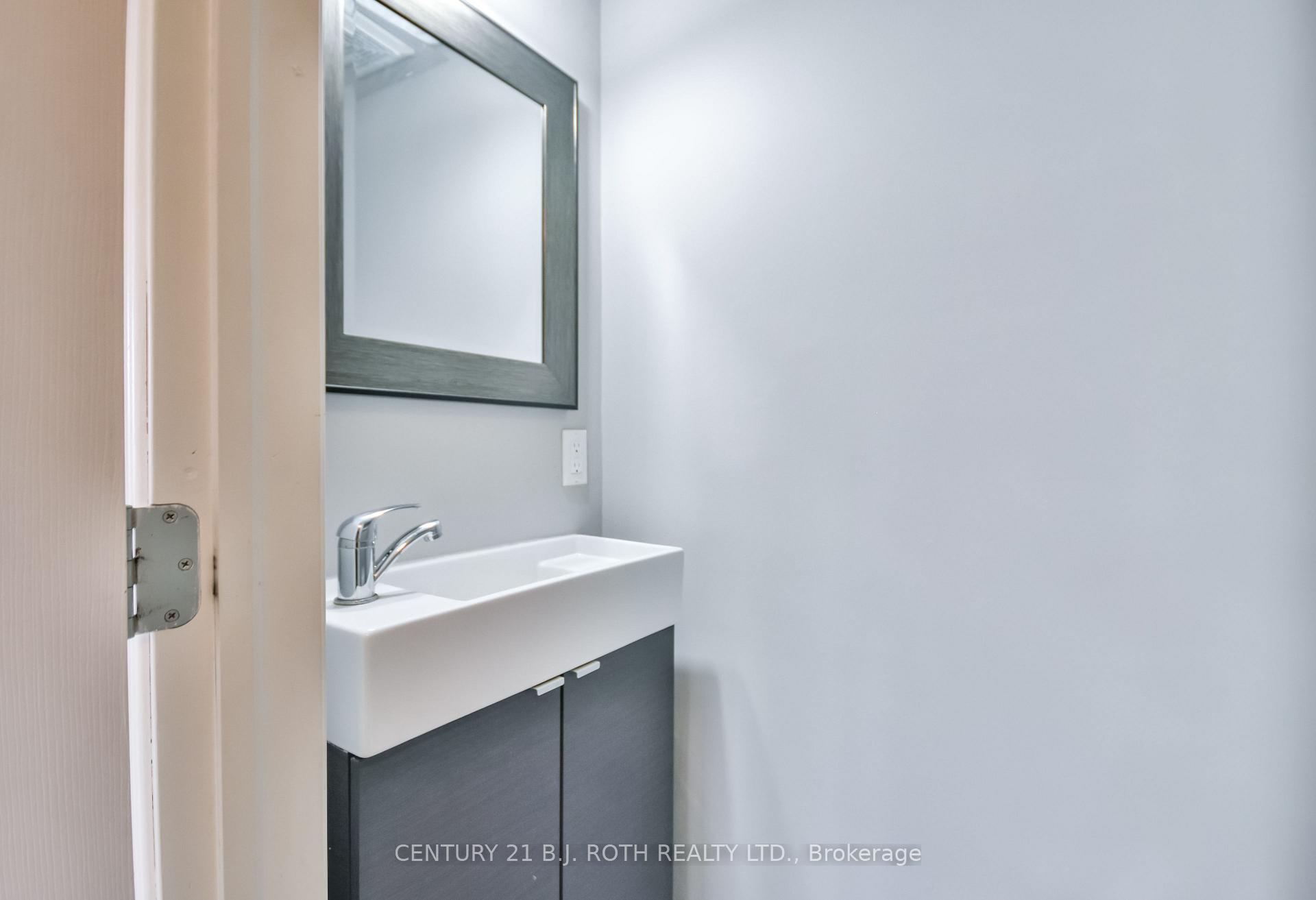 Photo 8 of 247 Letitia Street, Barrie, Letitia Heights — HOMEH
