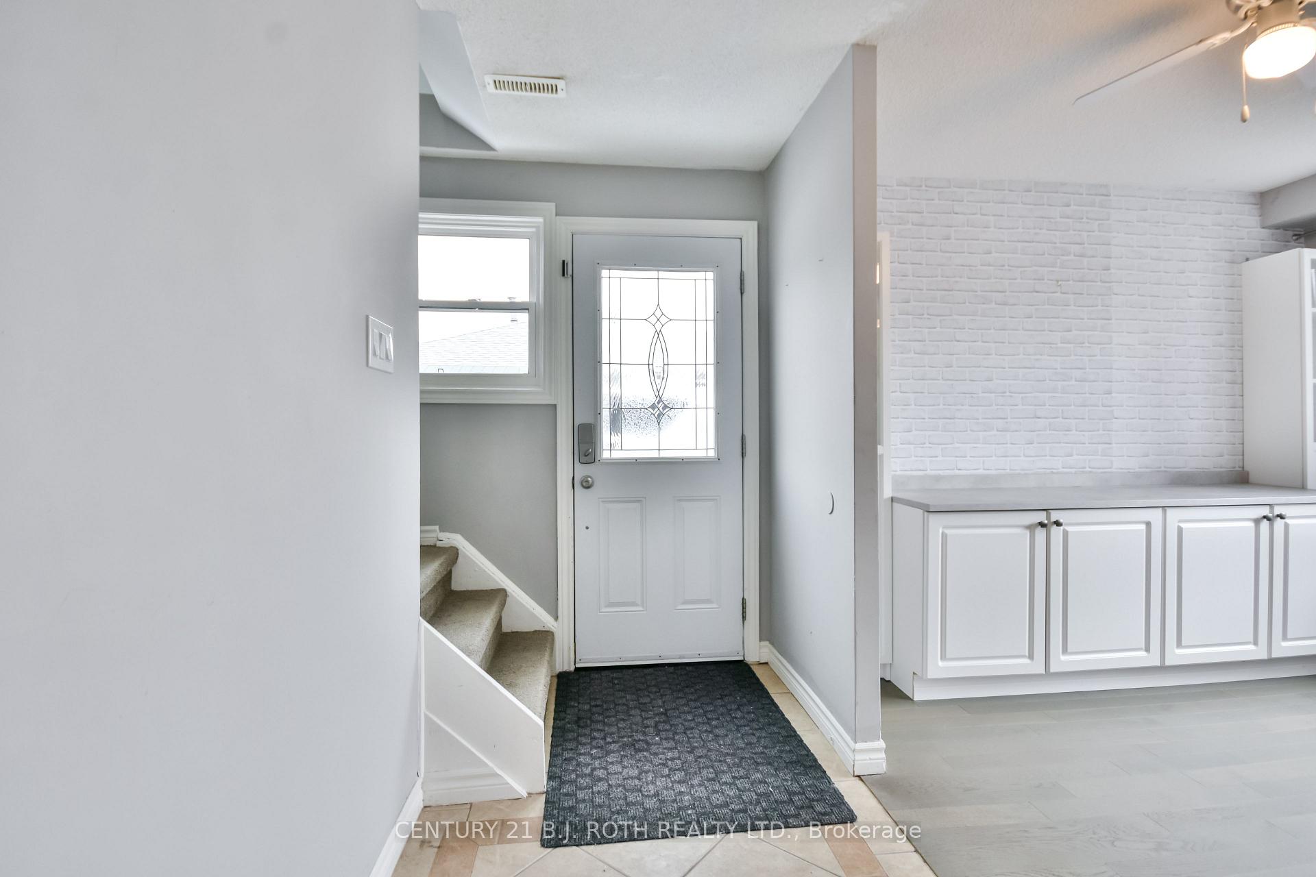 Photo 13 of 247 Letitia Street, Barrie, Letitia Heights — HOMEH